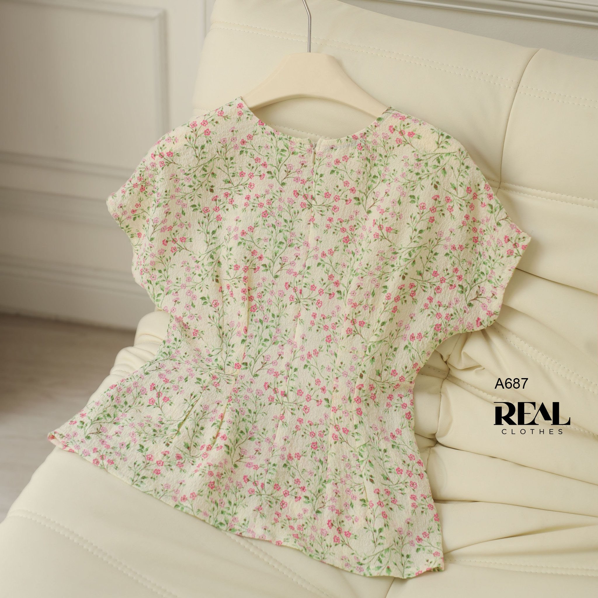 Áo cánh dơi hoa đào FINAL SALE