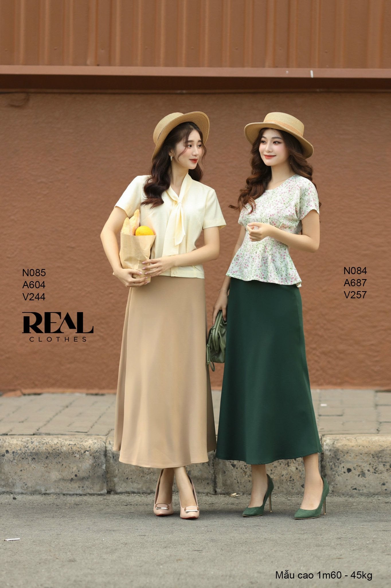 Áo cánh dơi hoa đào FINAL SALE