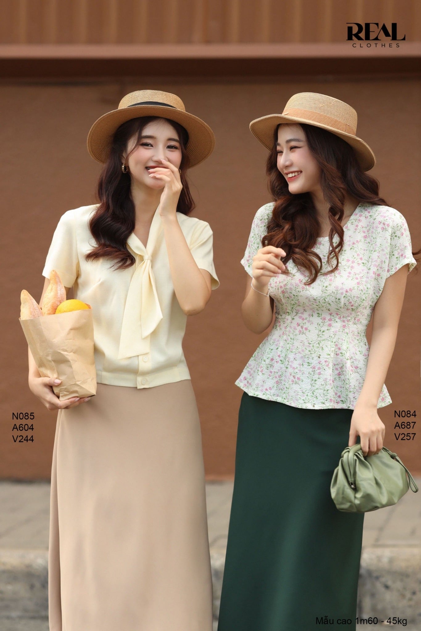 Áo cánh dơi hoa đào FINAL SALE