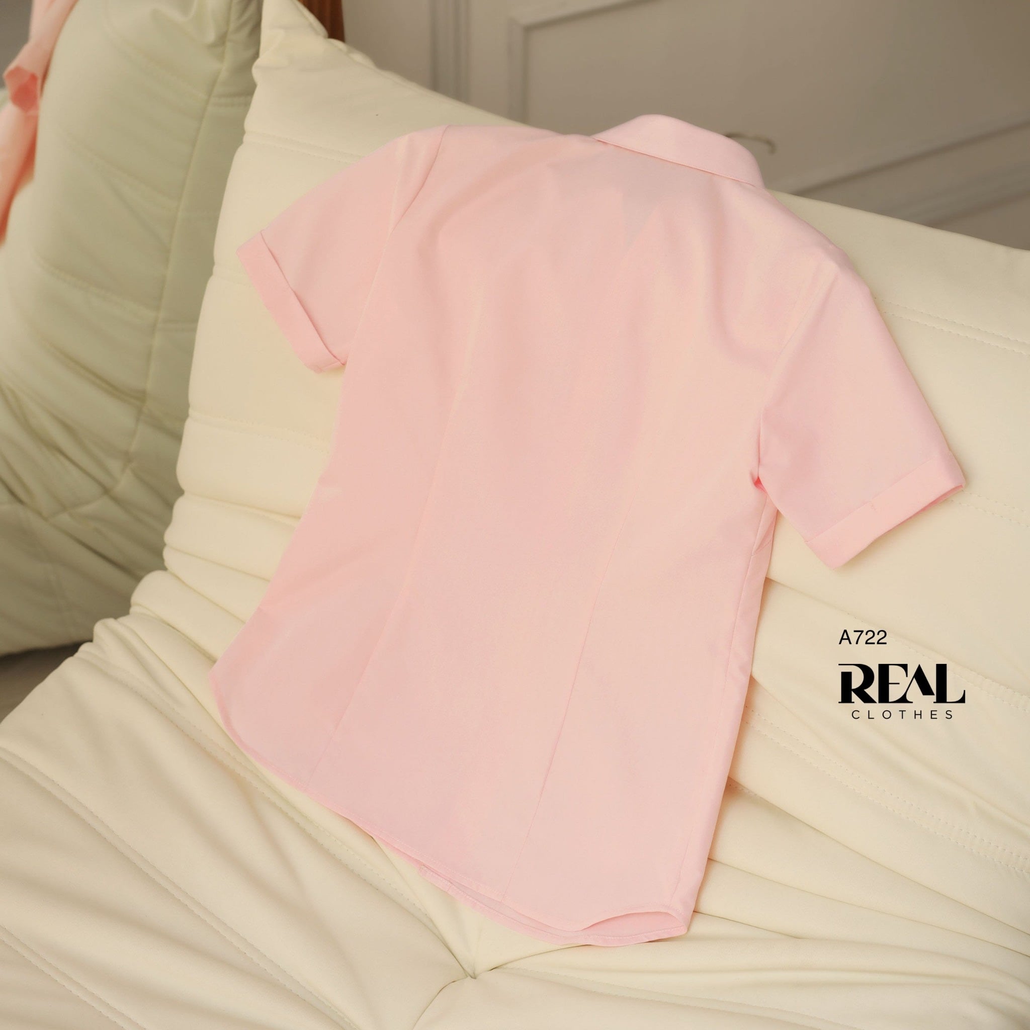 Sơ mi cổ V hồng