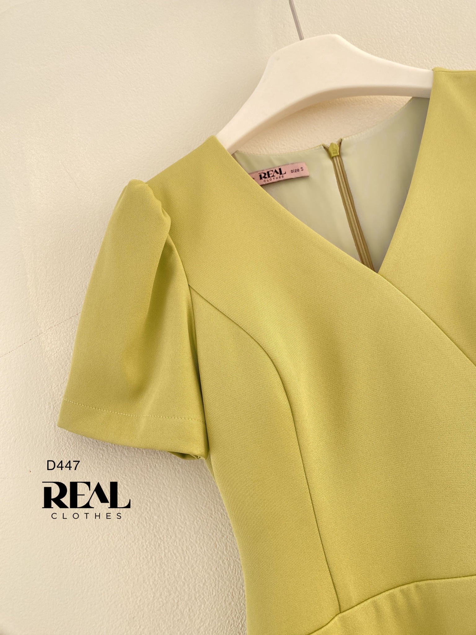 Đầm chéo xanh bơ SALE