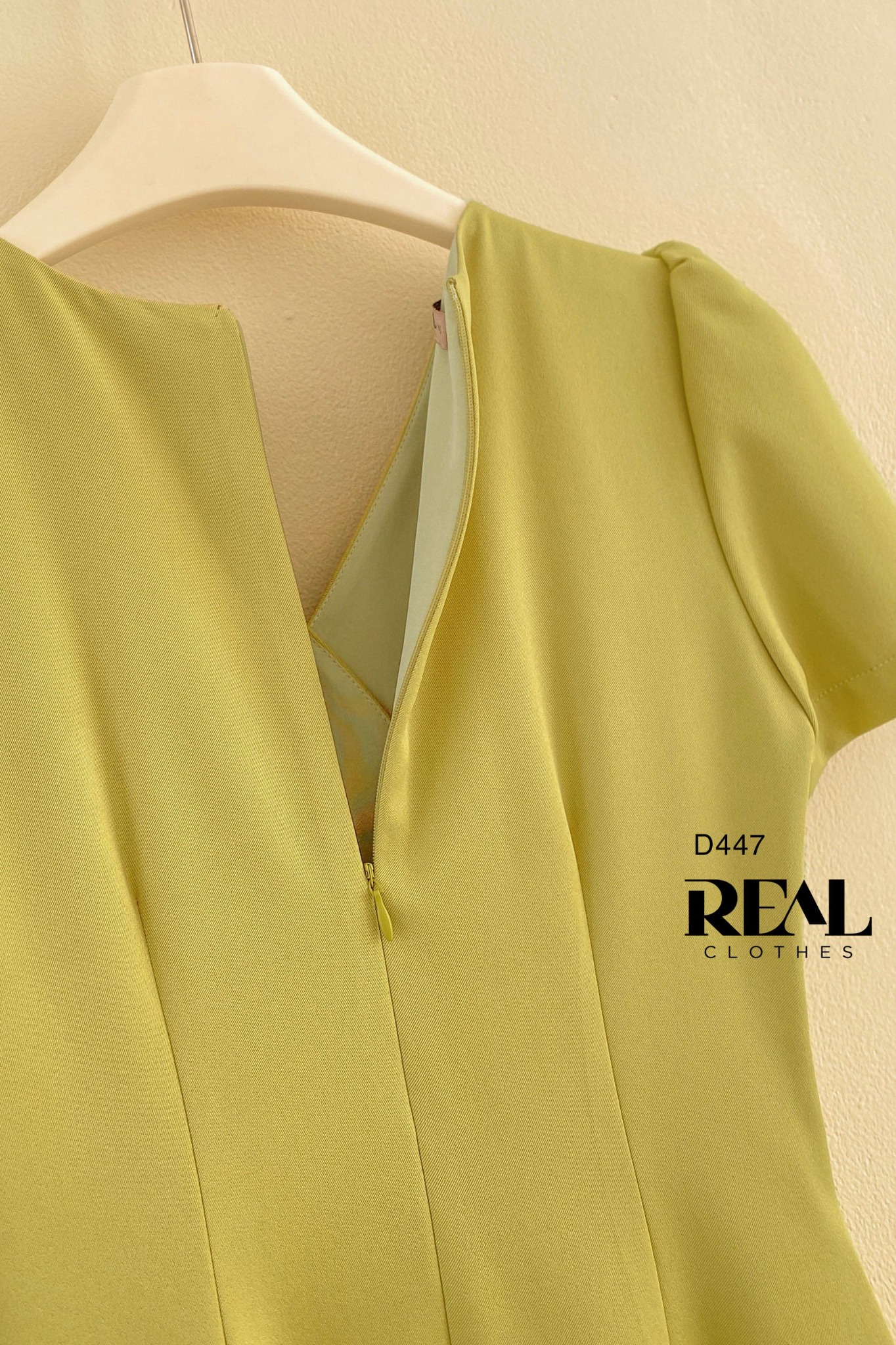 Đầm chéo xanh bơ SALE