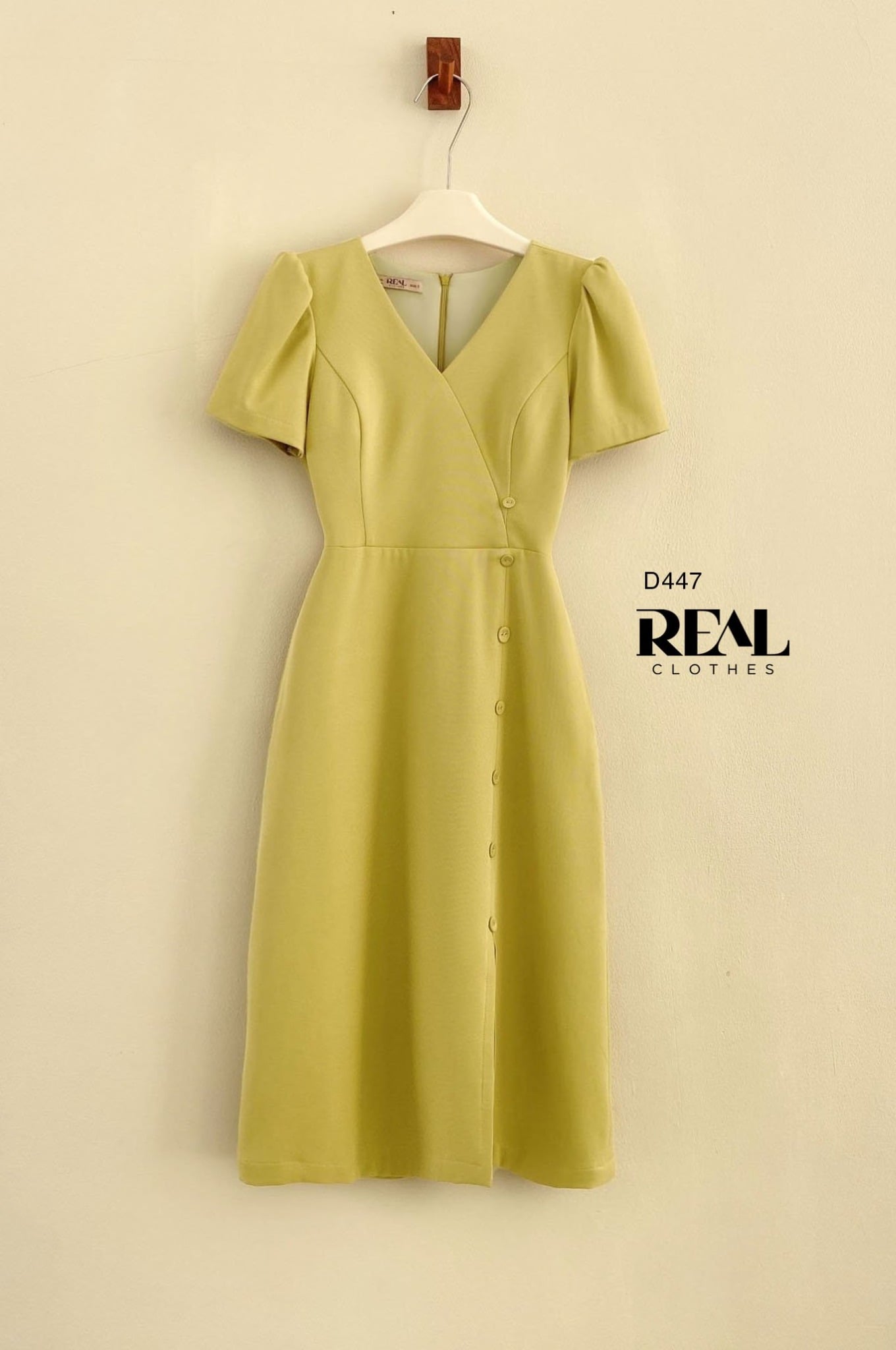 Đầm chéo xanh bơ SALE