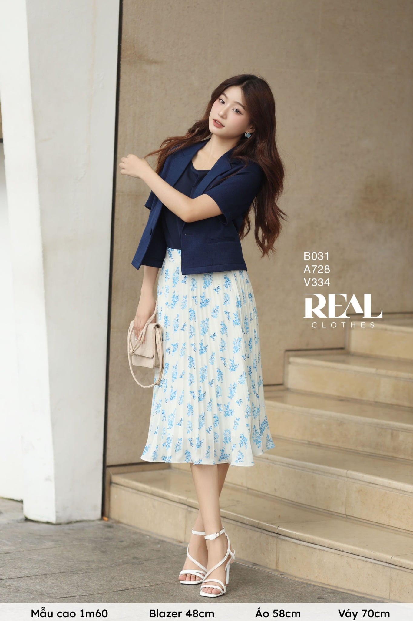 Áo basic xanh đen SALE - size S