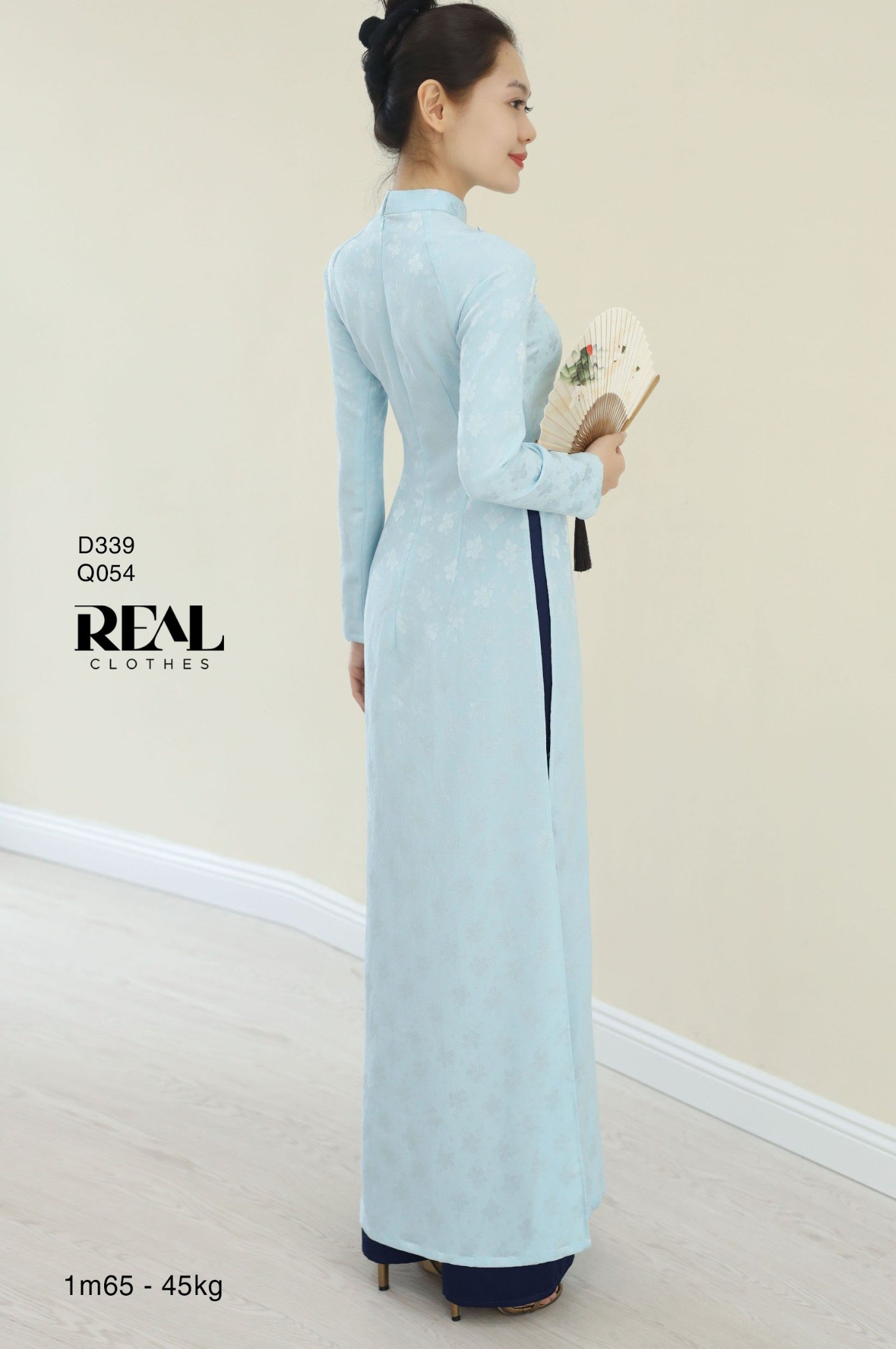 Áo dài truyền thống Nhã An lụa lam tay dài