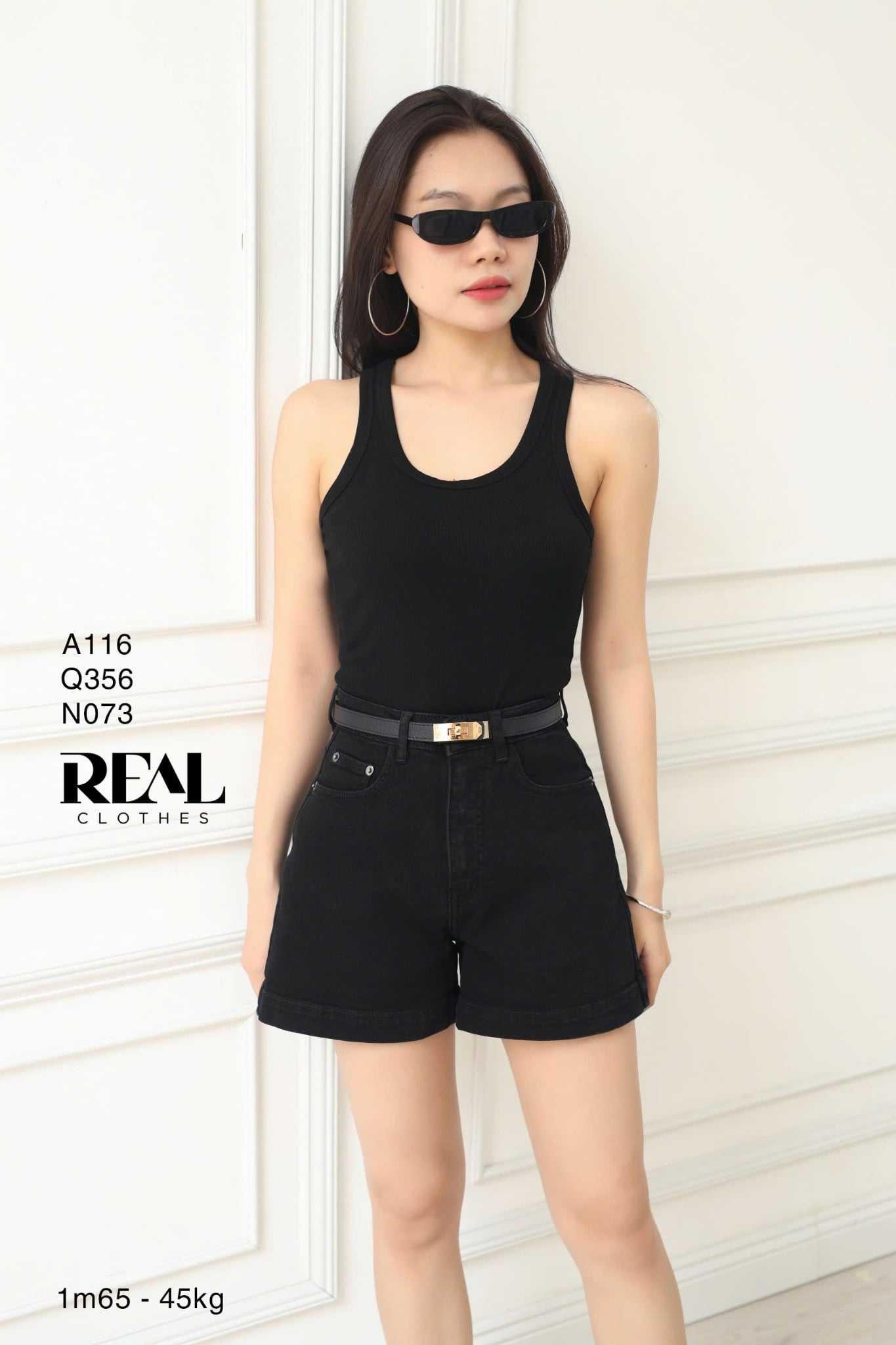 Áo tank top 3 lỗ đen SALE