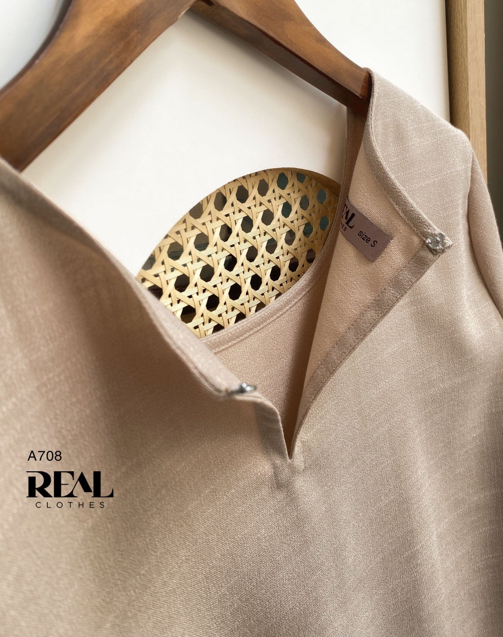 Áo xẻ tà linen bạc xỉu SALE