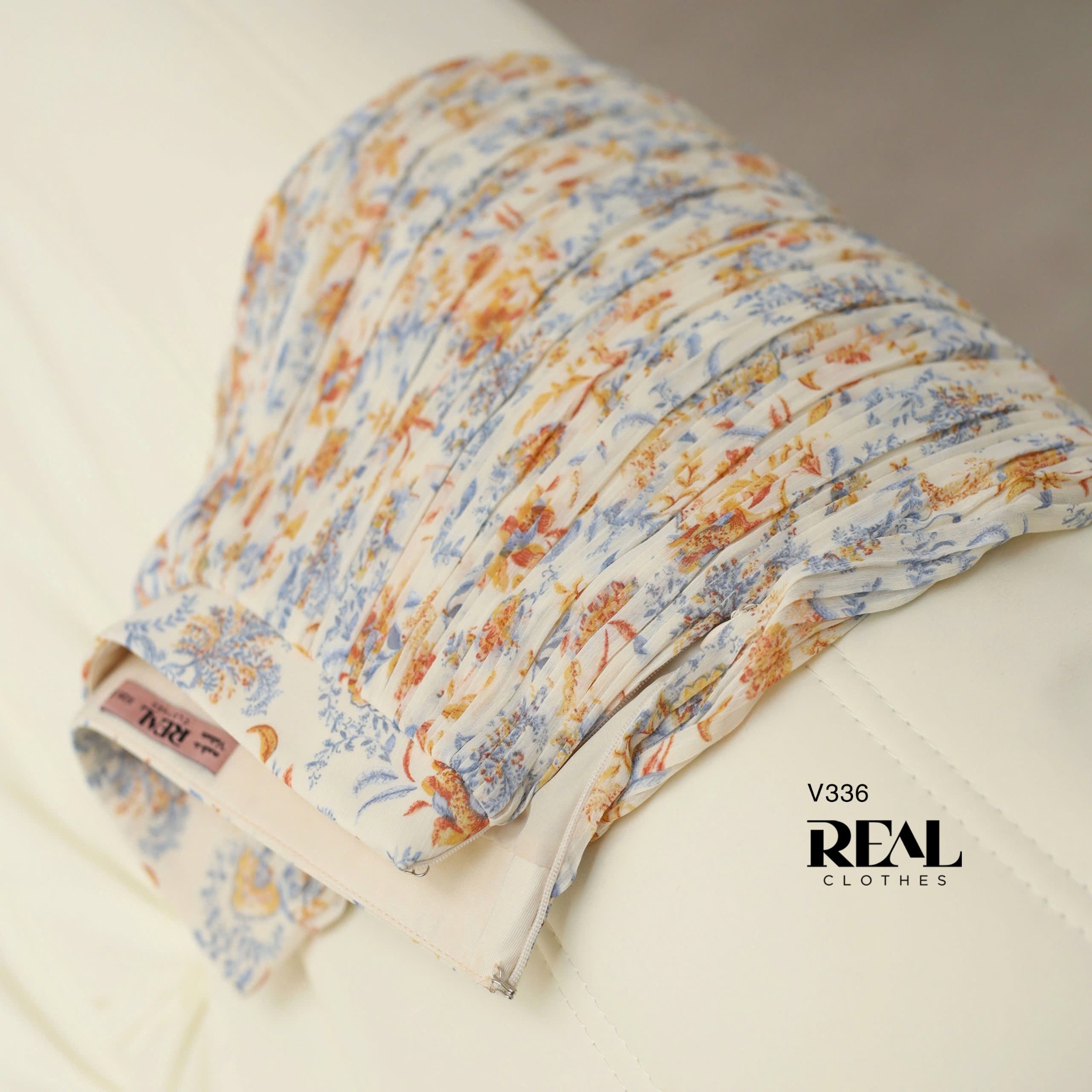 Váy dập li hoa cam FINAL SALE