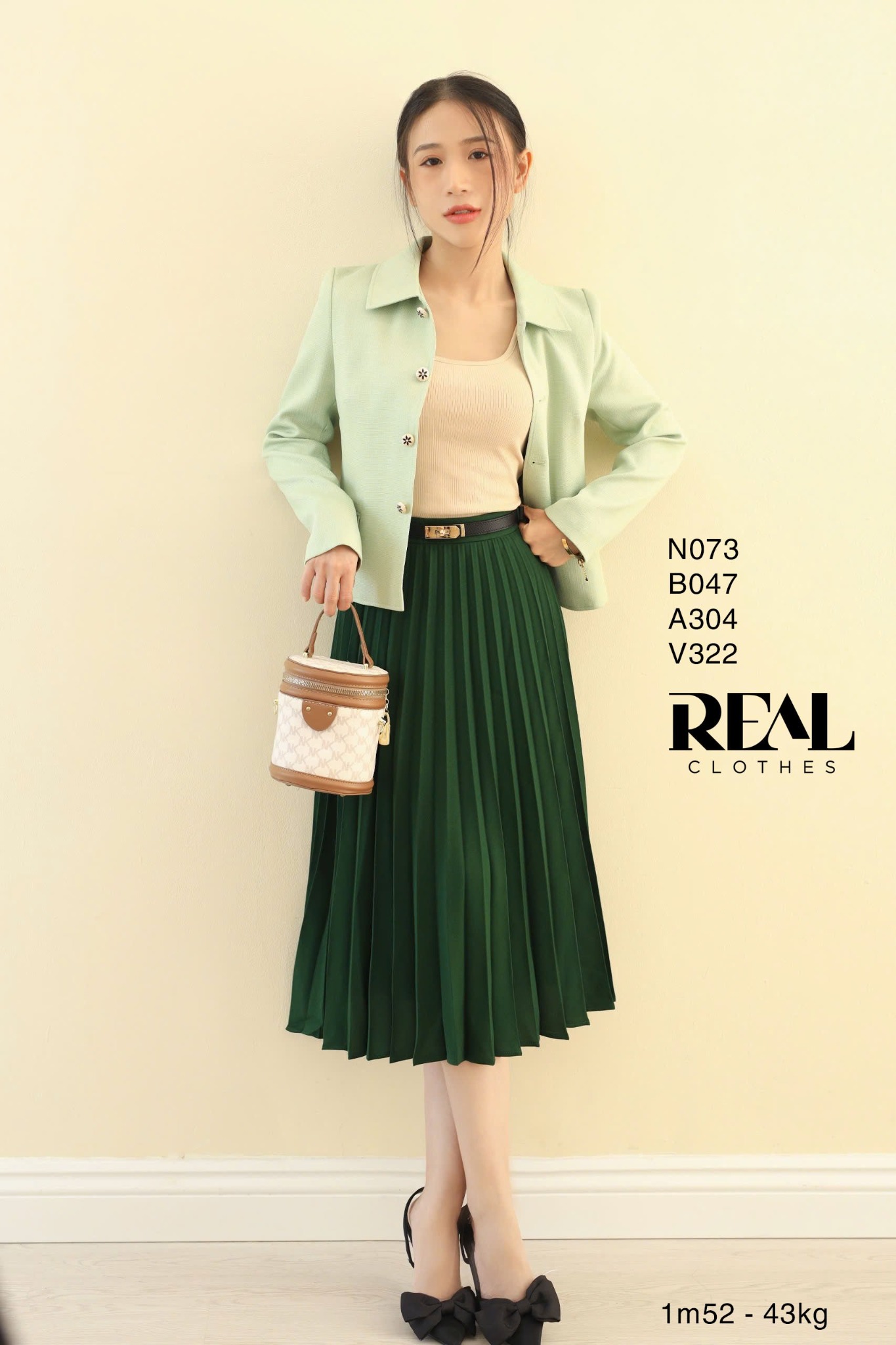 Váy rẻ quạt xanh lá FINAL SALE