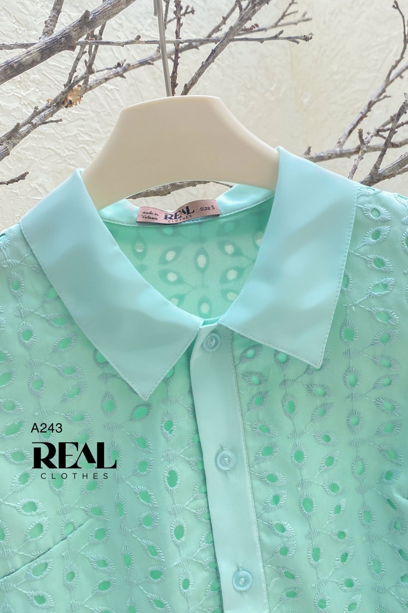 Croptop ren xanh SALE