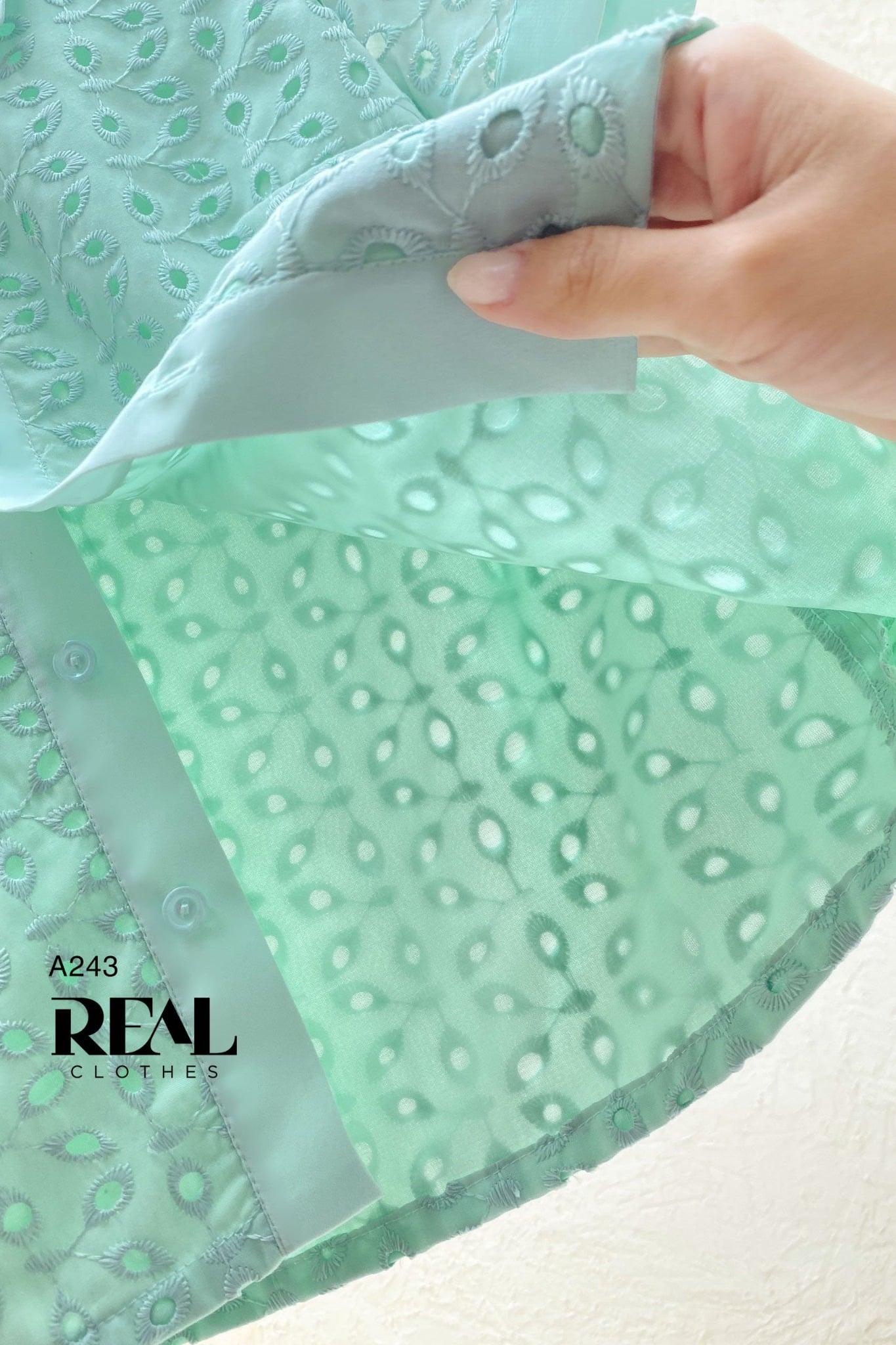 Croptop ren xanh SALE