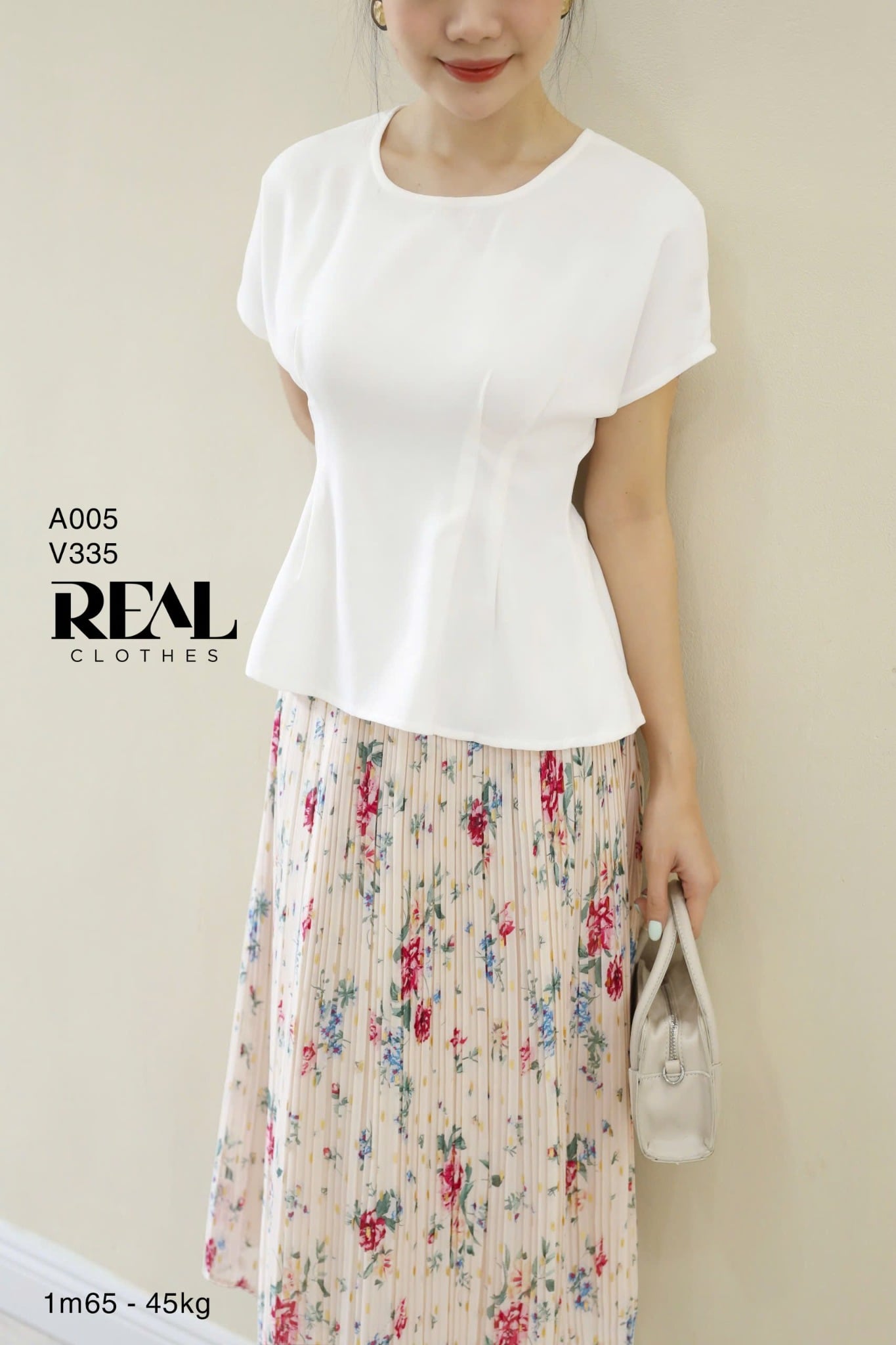 Váy dập li hoa đỏ FINAL SALE