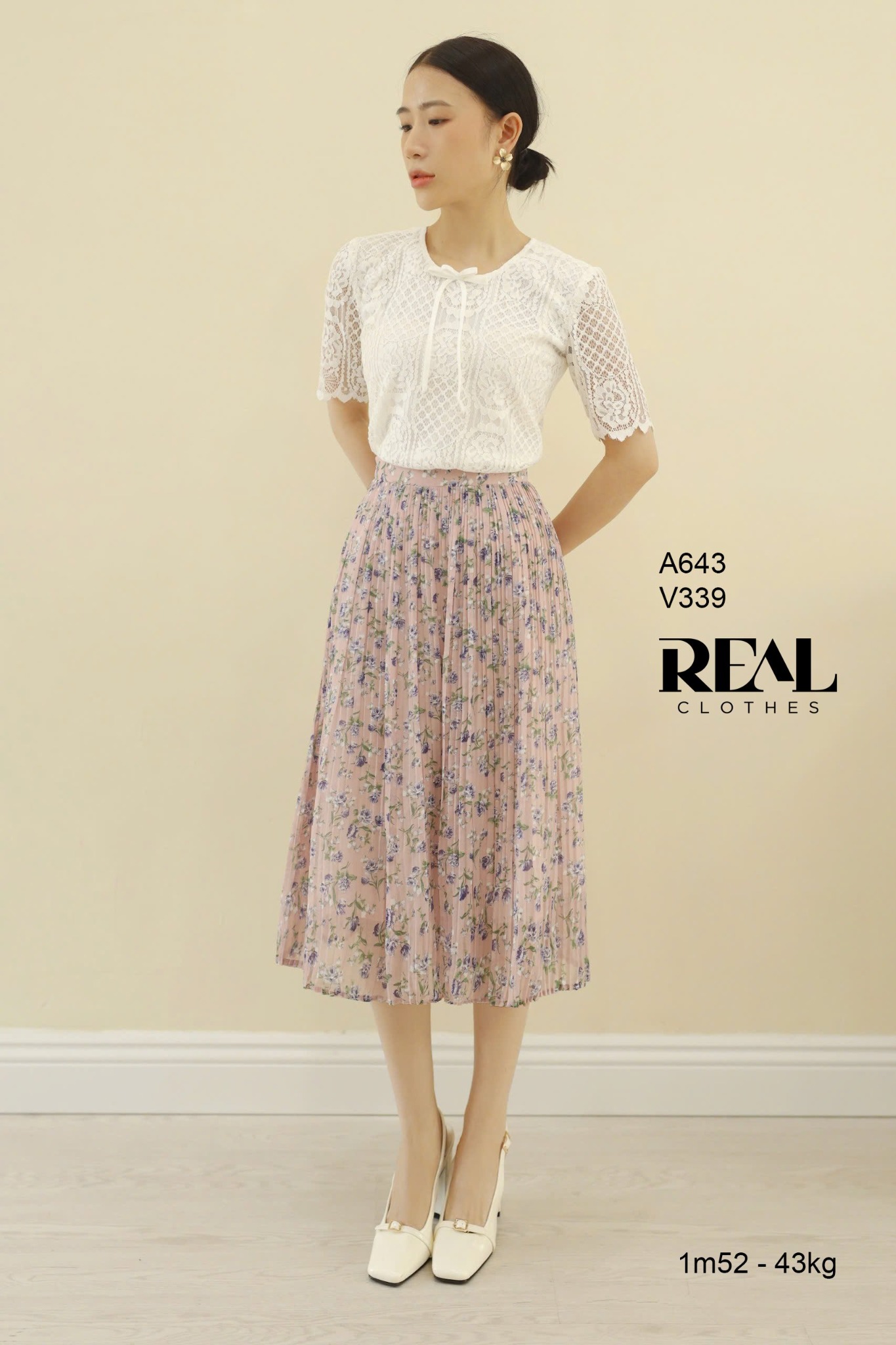 Áo ren nơ trắng MỚI SALE