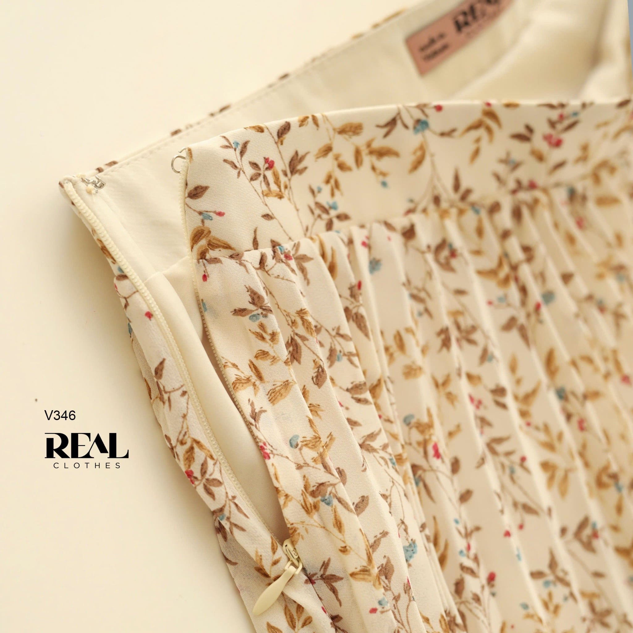 Váy rẻ quạt hoa kem FINAL SALE - size S