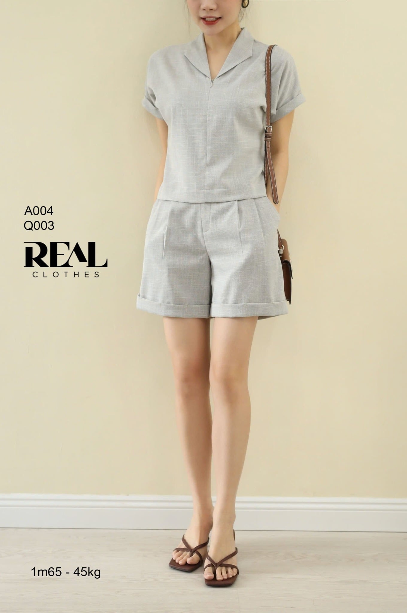 Áo cánh dơi linen xám