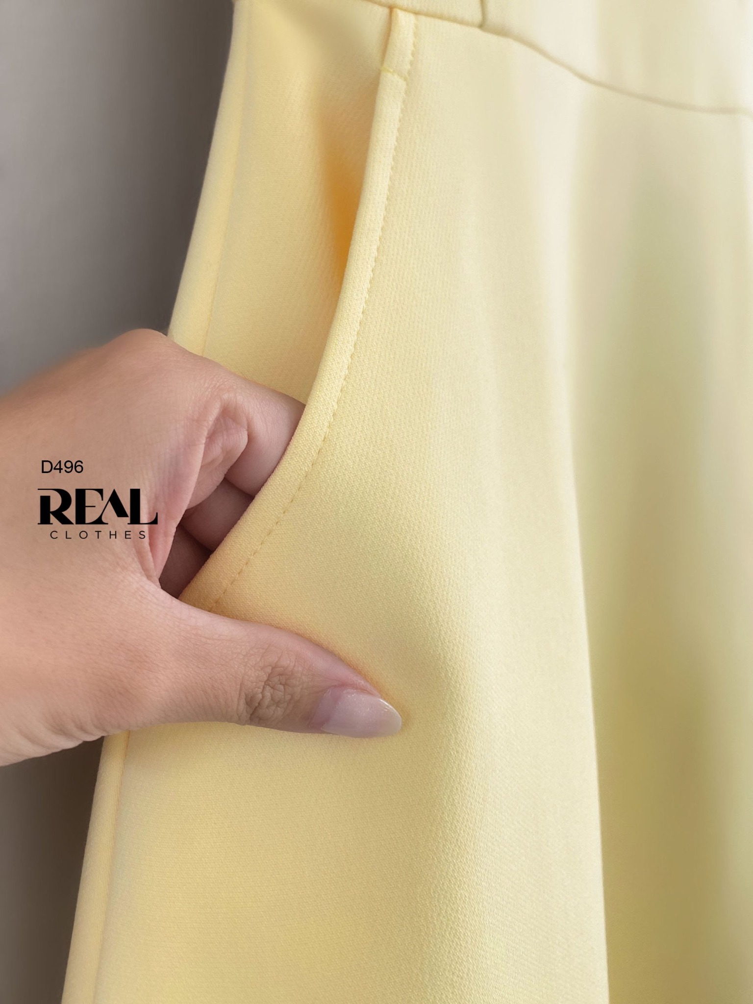 Đầm Classic vàng (Không kèm belt)