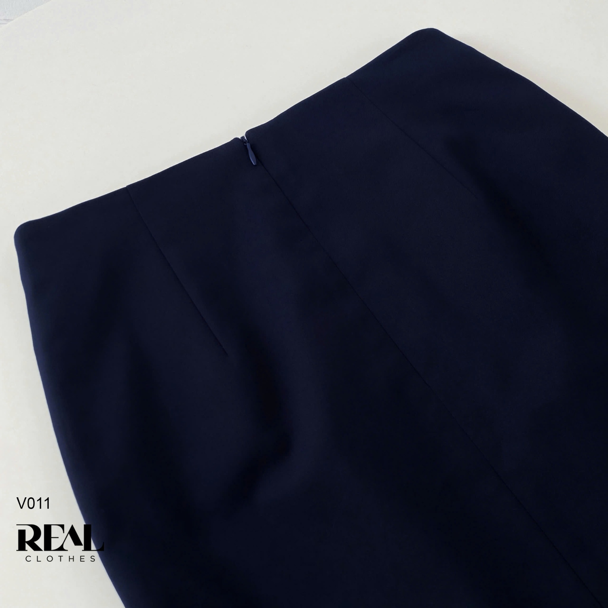 Bút chì túi xẻ hở xanh đen SALE