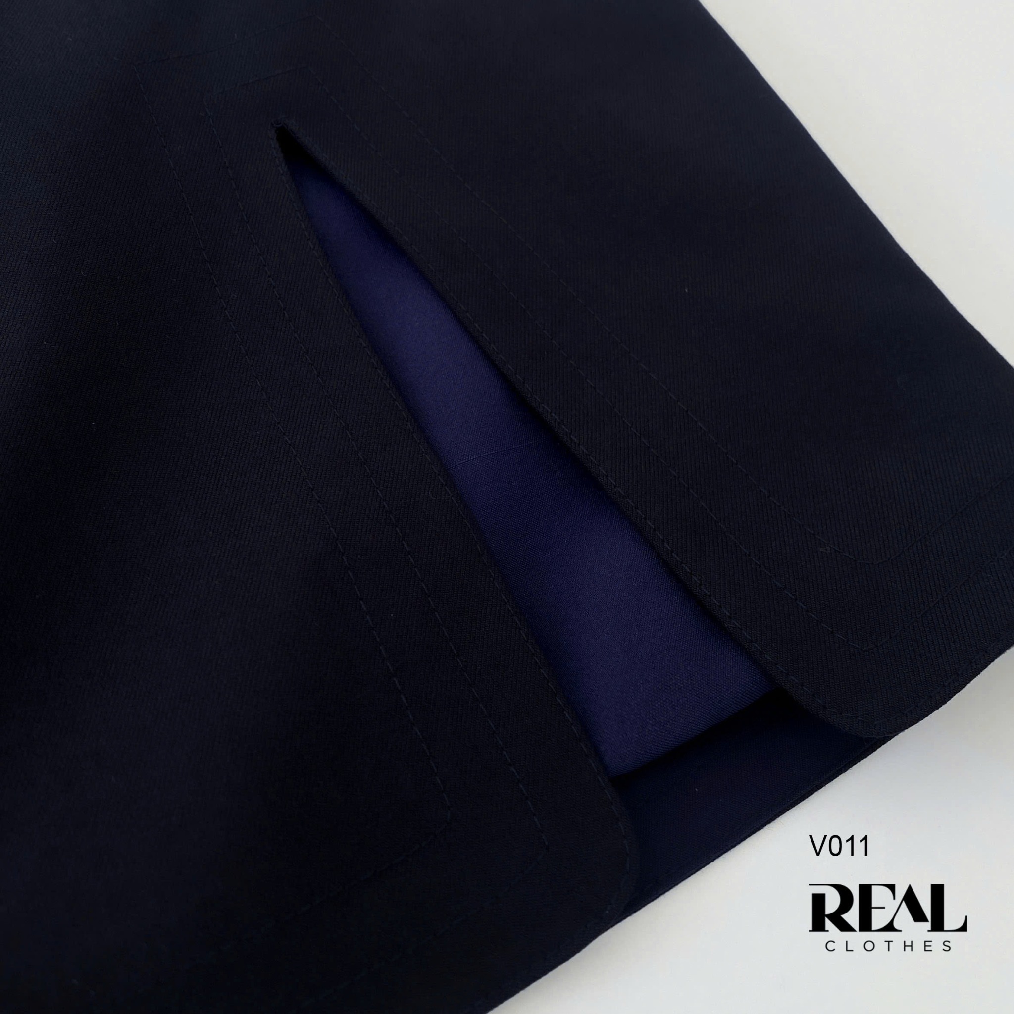 Bút chì túi xẻ hở xanh đen SALE