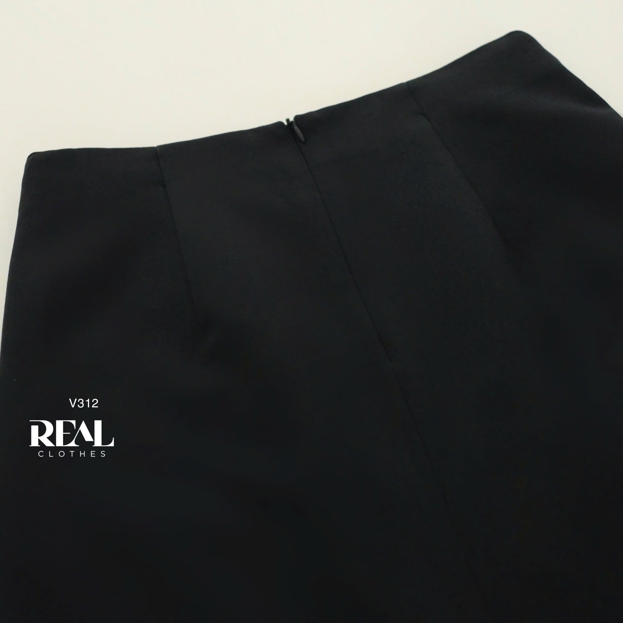 Váy Japan dài đen MỚI