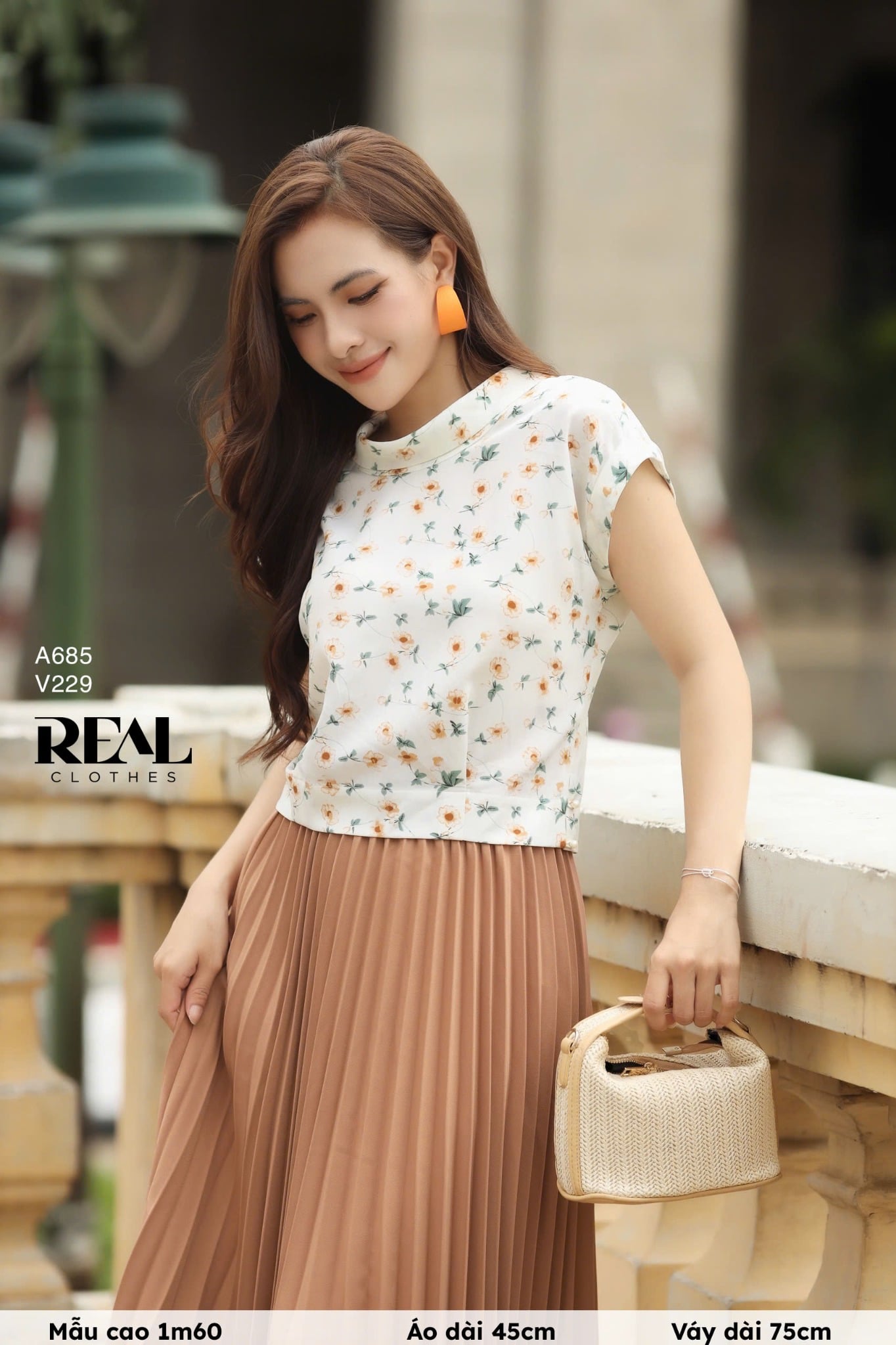 Váy pleated nâu 75cm FINAL SALE