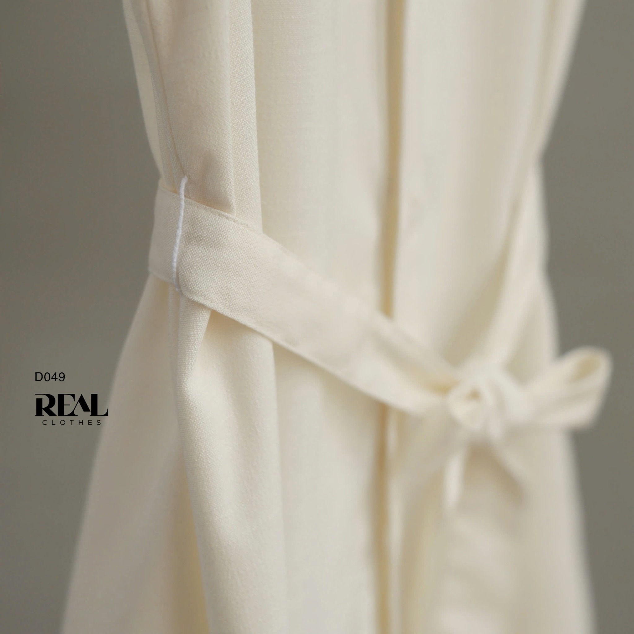 Đầm sơ mi cổ trụ linen trắng kem SALE - size S