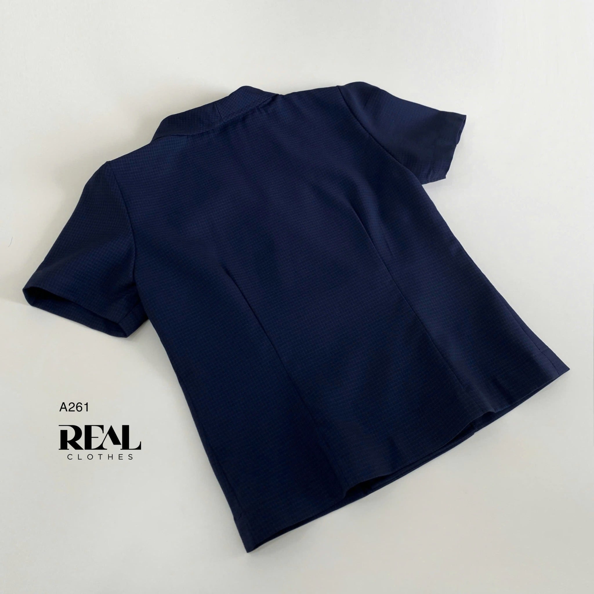 Áo Emma ô vuông xanh SALE - size XS