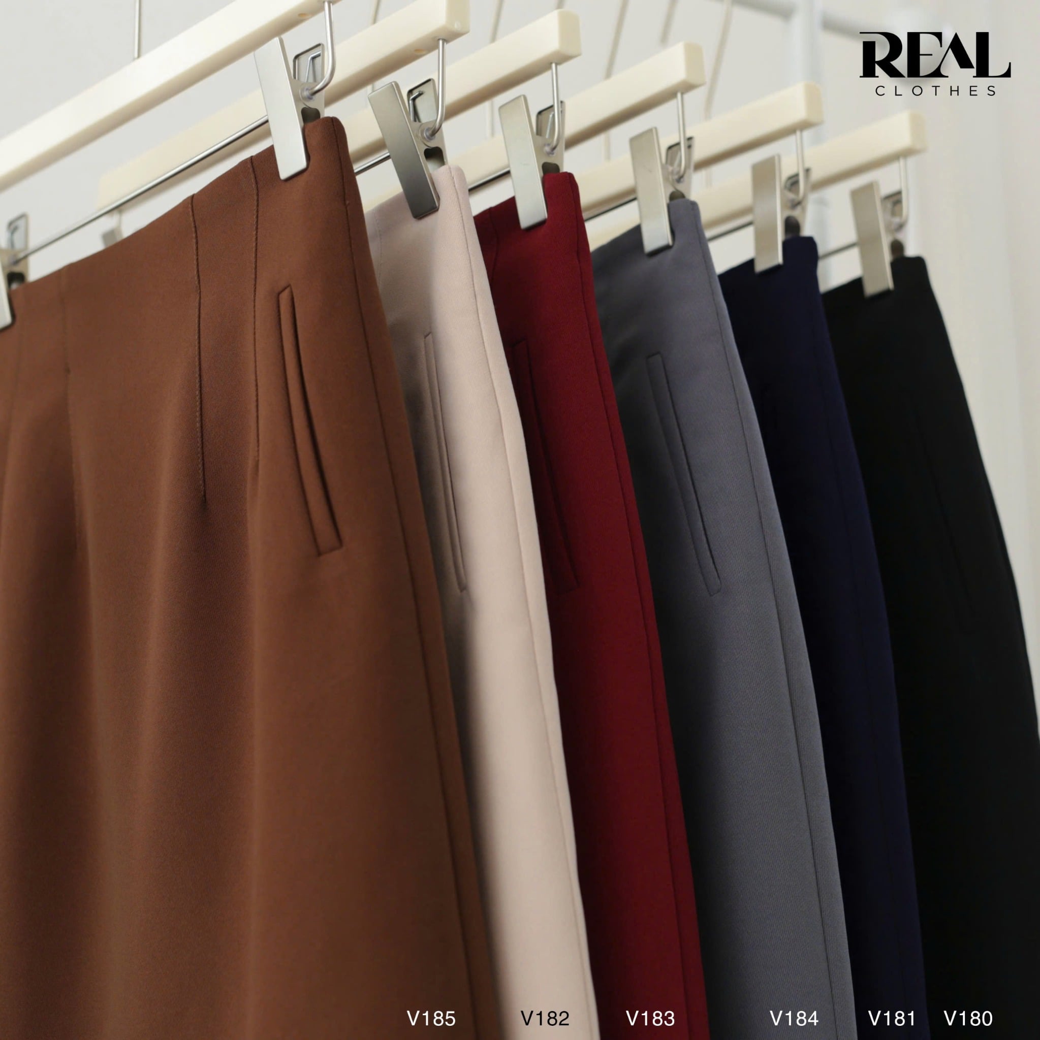 Váy Tokyo cindy xanh đen