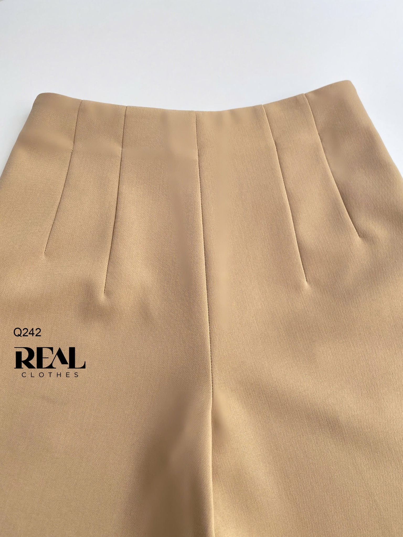 Quần suông Tokyo nút cà phê sữa