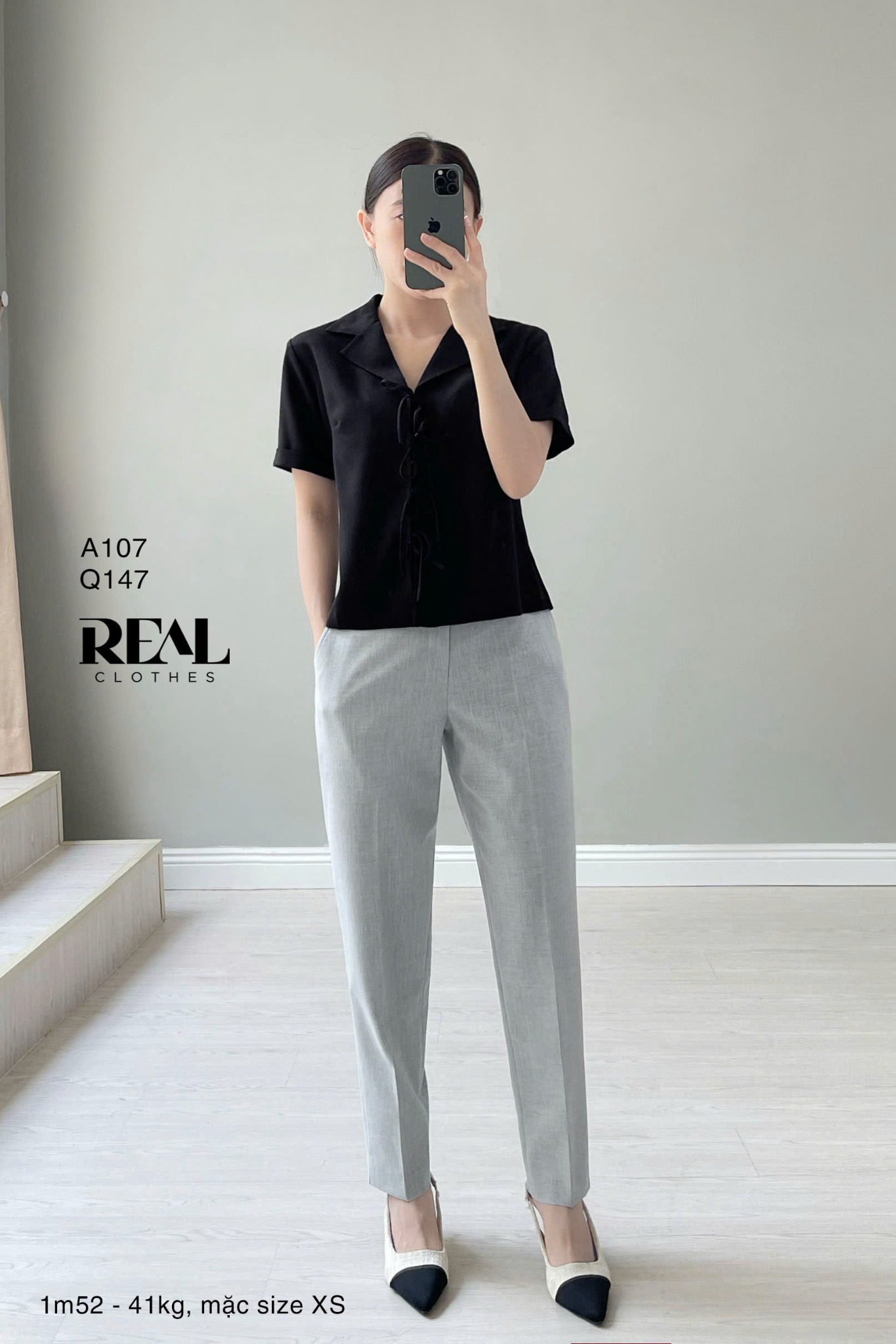 Áo nơ nhỏ đen FINAL SALE - size XS