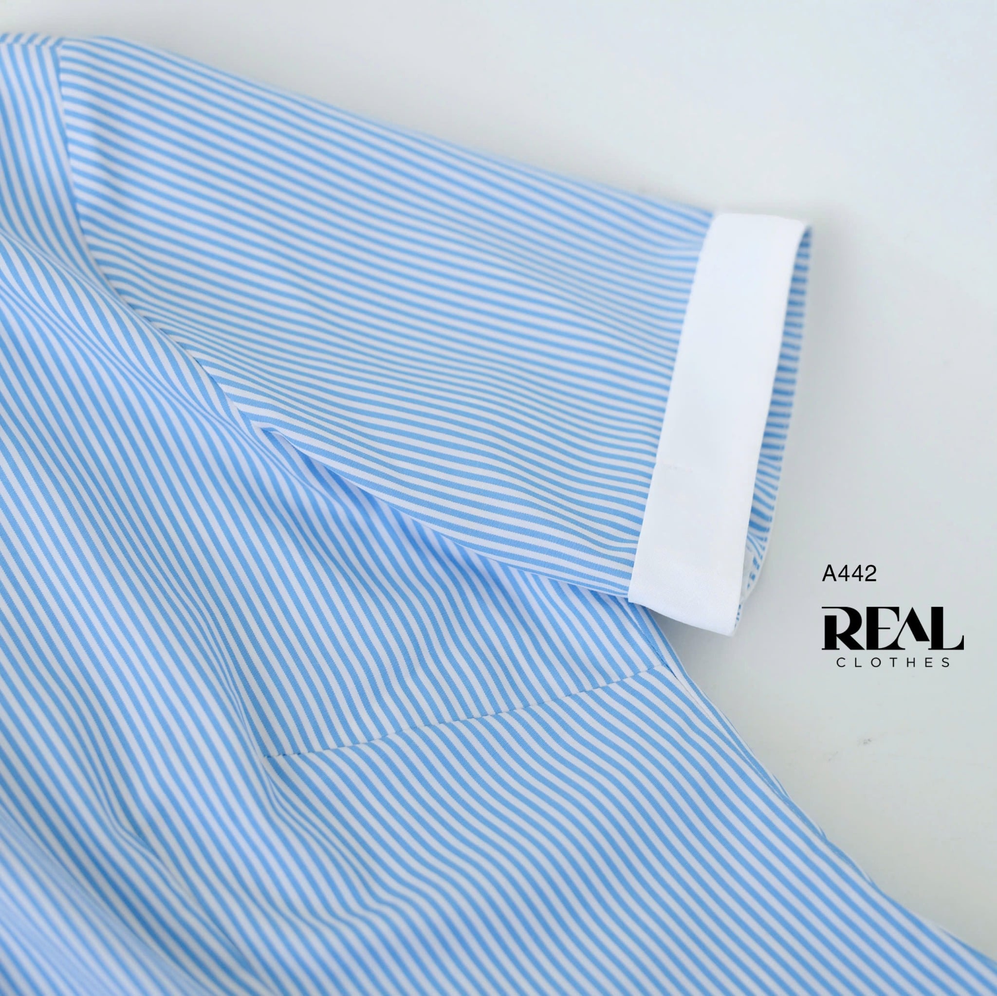 Sơ mi phối cổ sọc xanh tay đủ SALE - size S