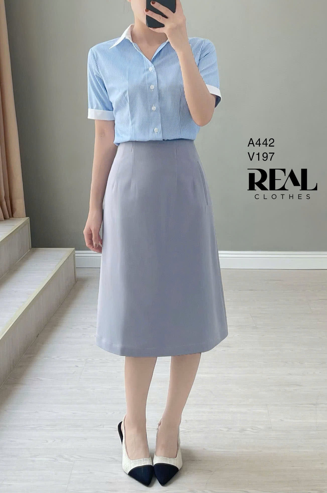 Sơ mi phối cổ sọc xanh tay đủ SALE - size S