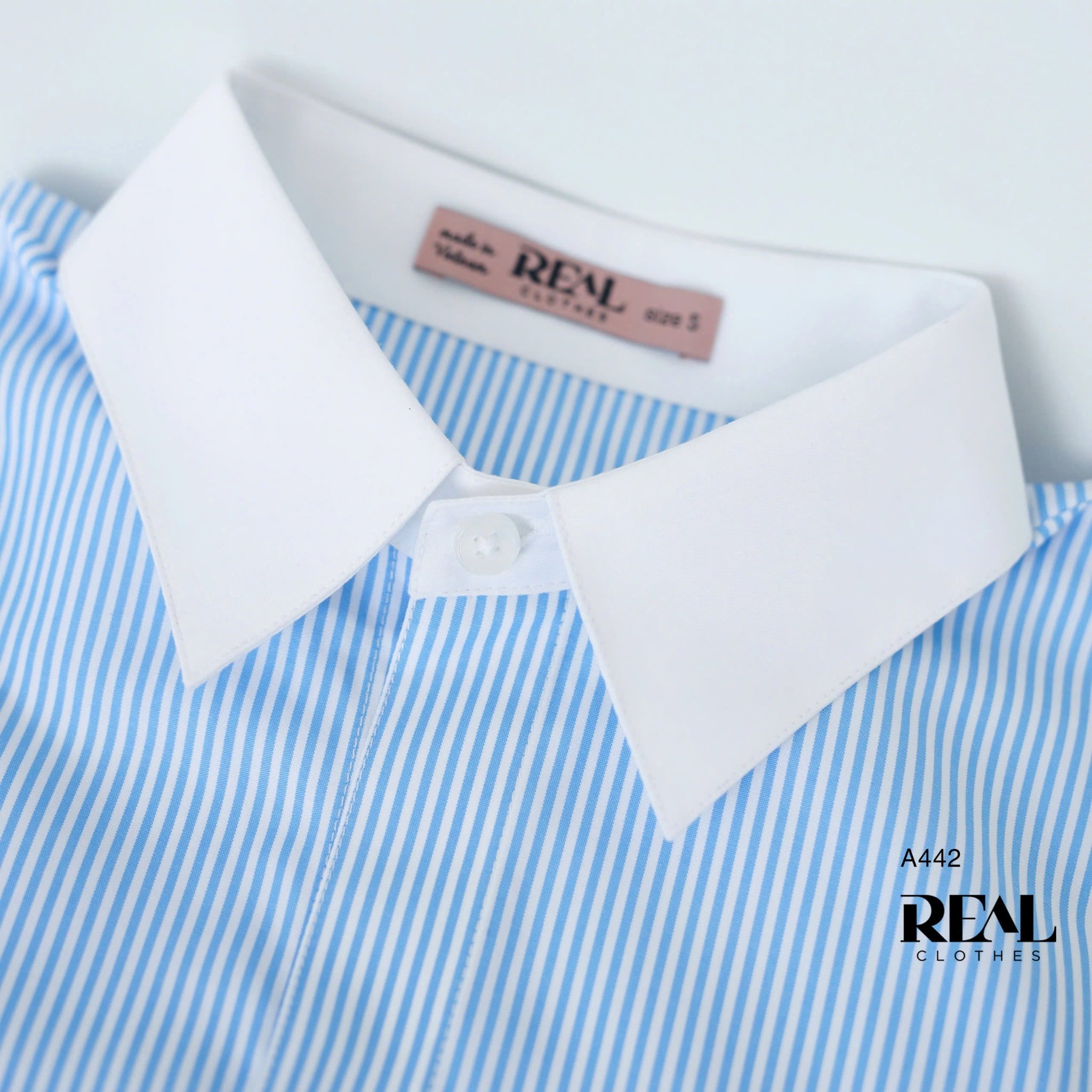 Sơ mi phối cổ sọc xanh tay đủ SALE - size S