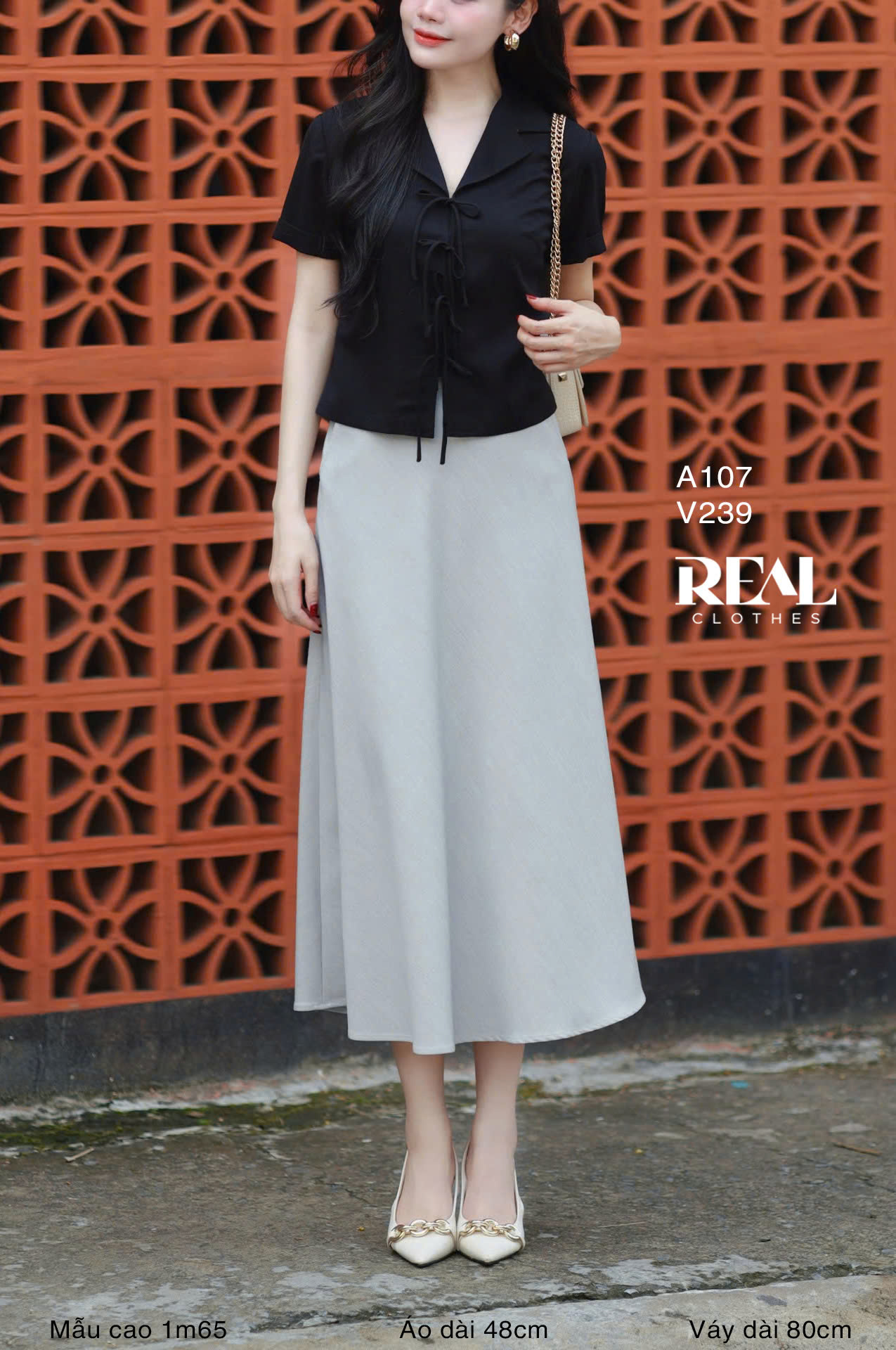 Áo nơ nhỏ đen FINAL SALE - size XS