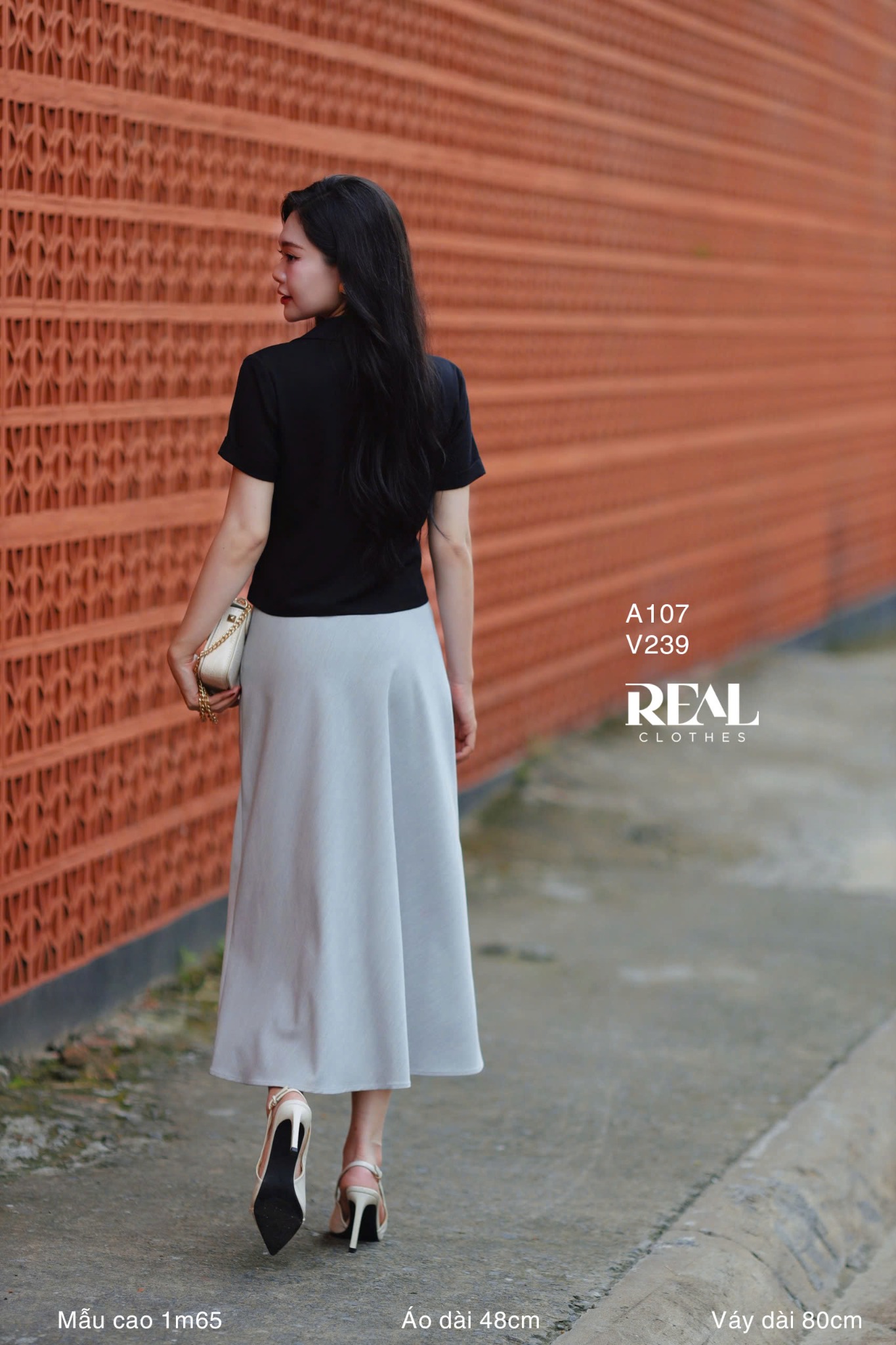 Áo nơ nhỏ đen FINAL SALE - size XS