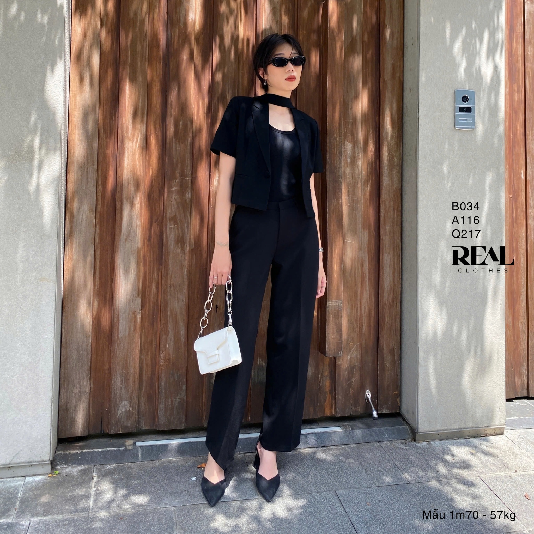 Blazer tay ngắn đen