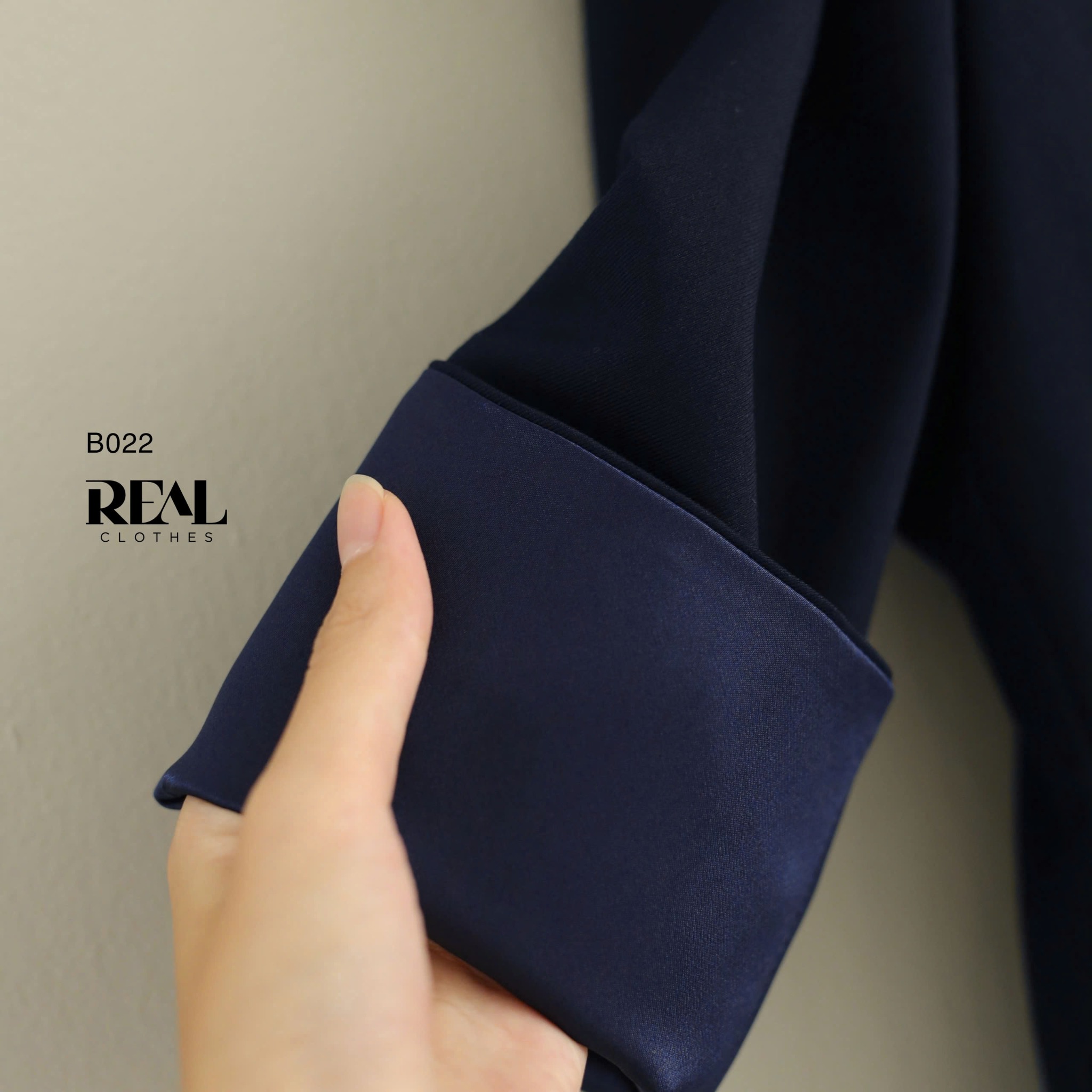 Blazer dài xanh đen satin