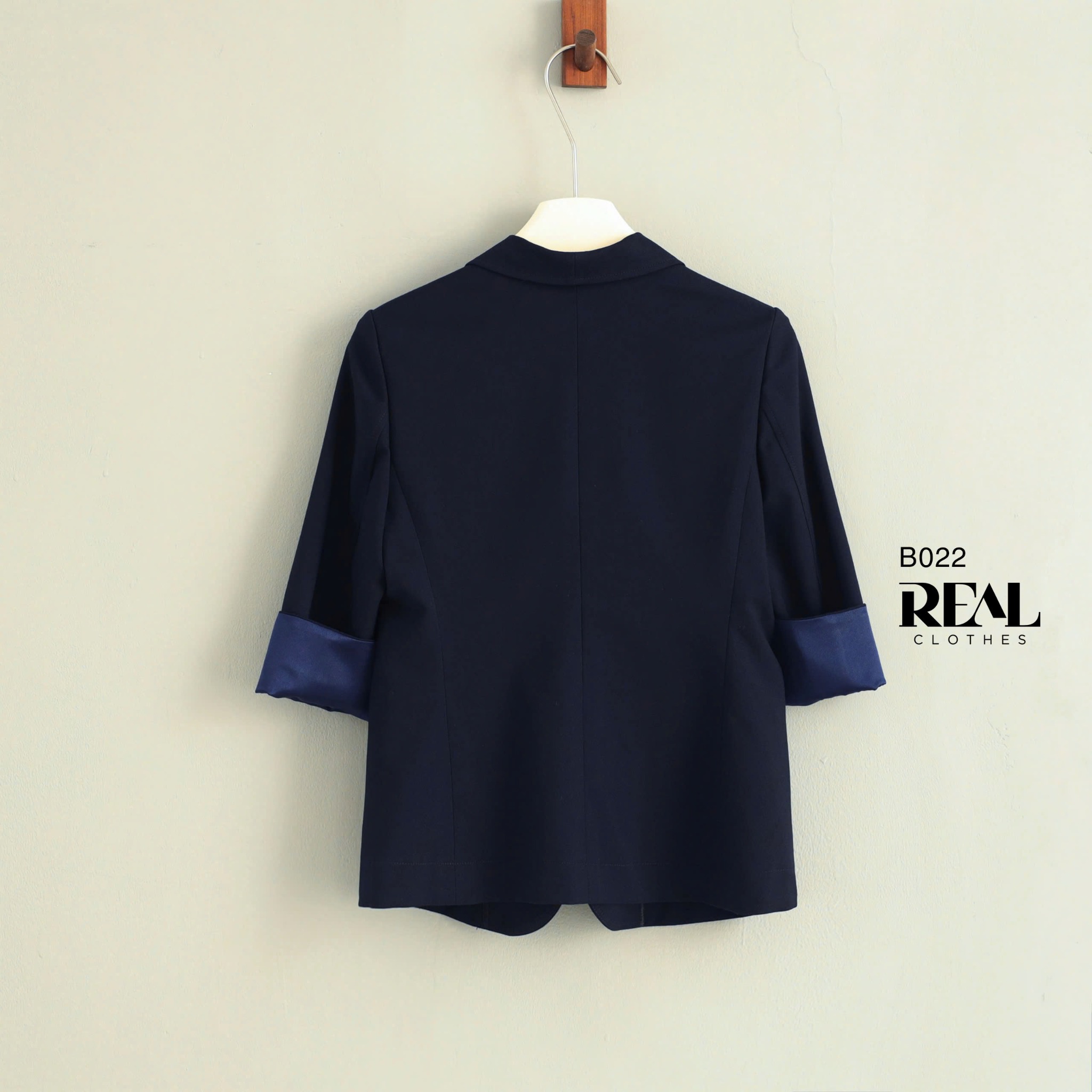 Blazer dài xanh đen satin