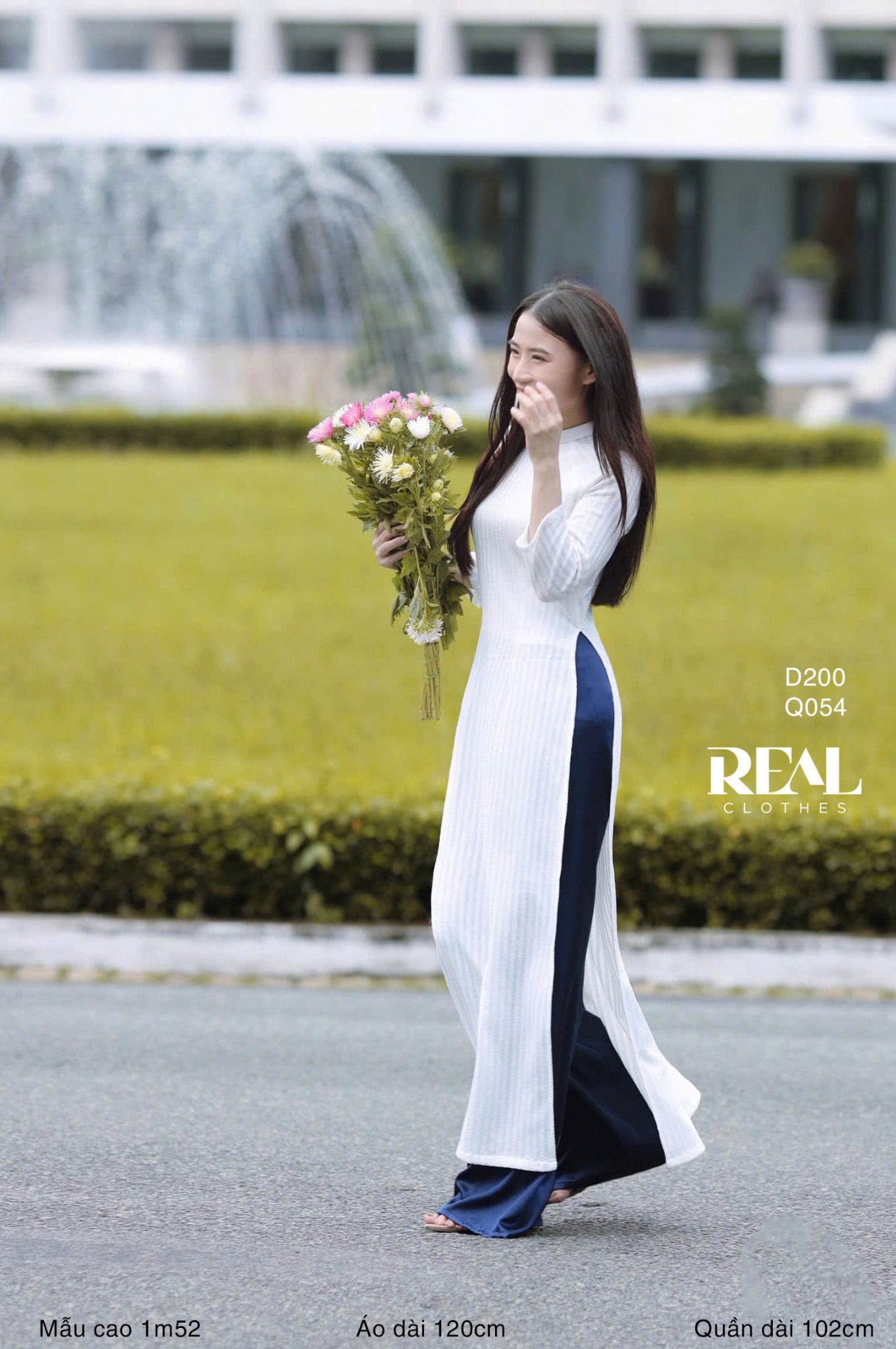 Áo dài truyền thống muse trắng SALE