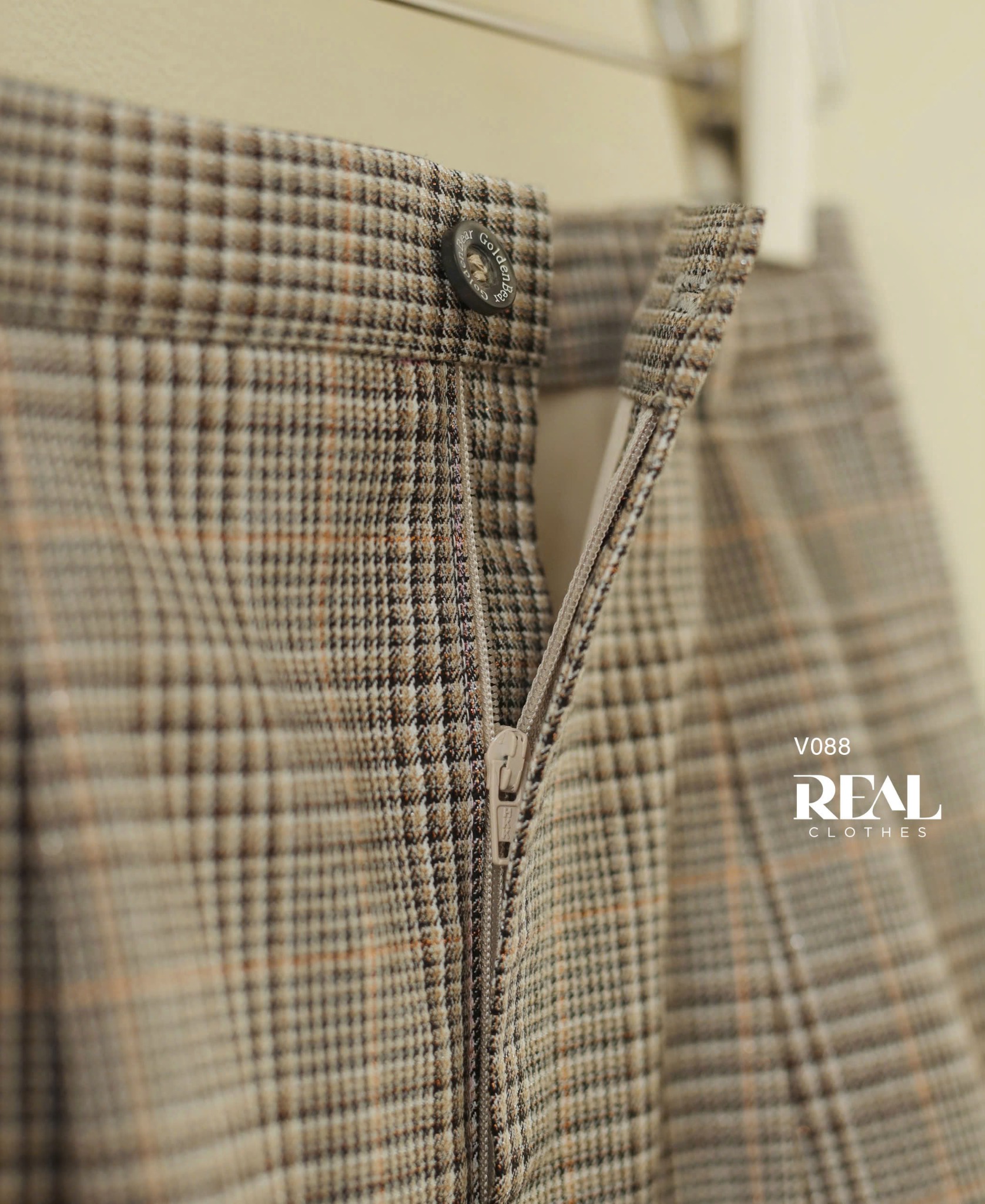 Váy 2 xếp caro kim tuyến SALE