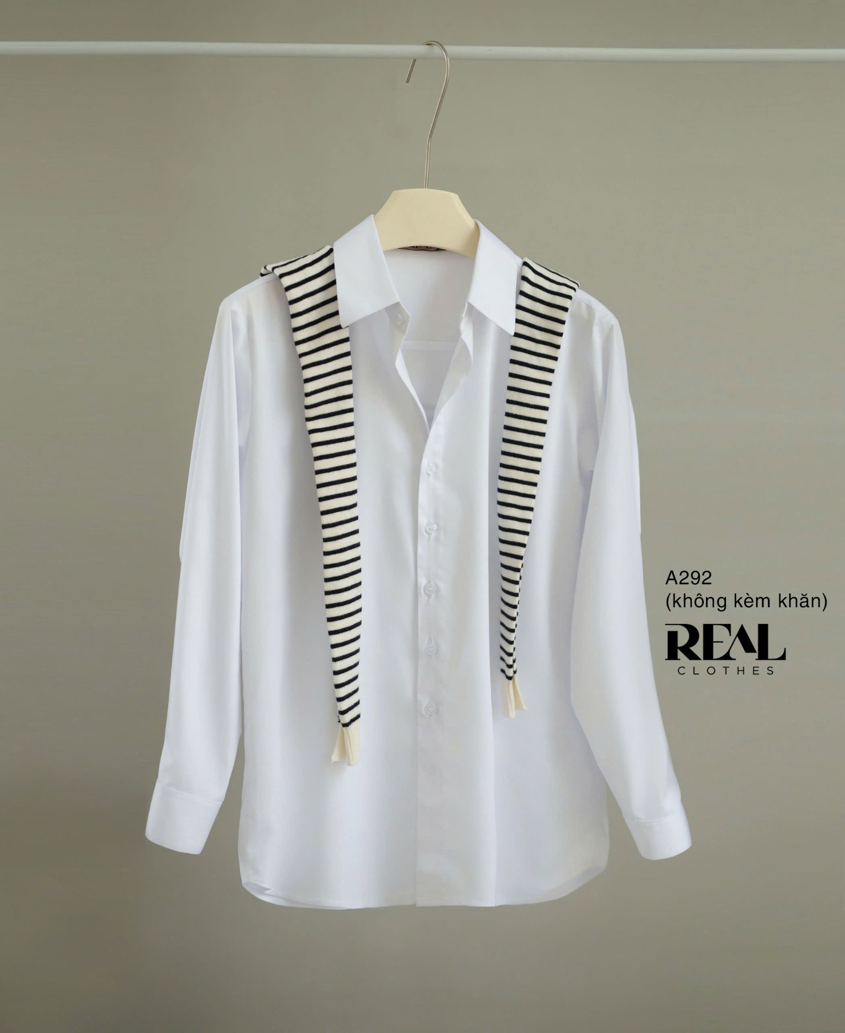 Sơ mi form rộng trắng SALE