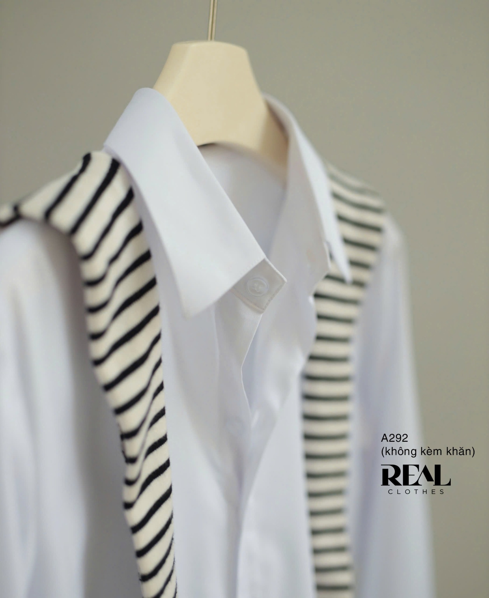 Sơ mi form rộng trắng SALE