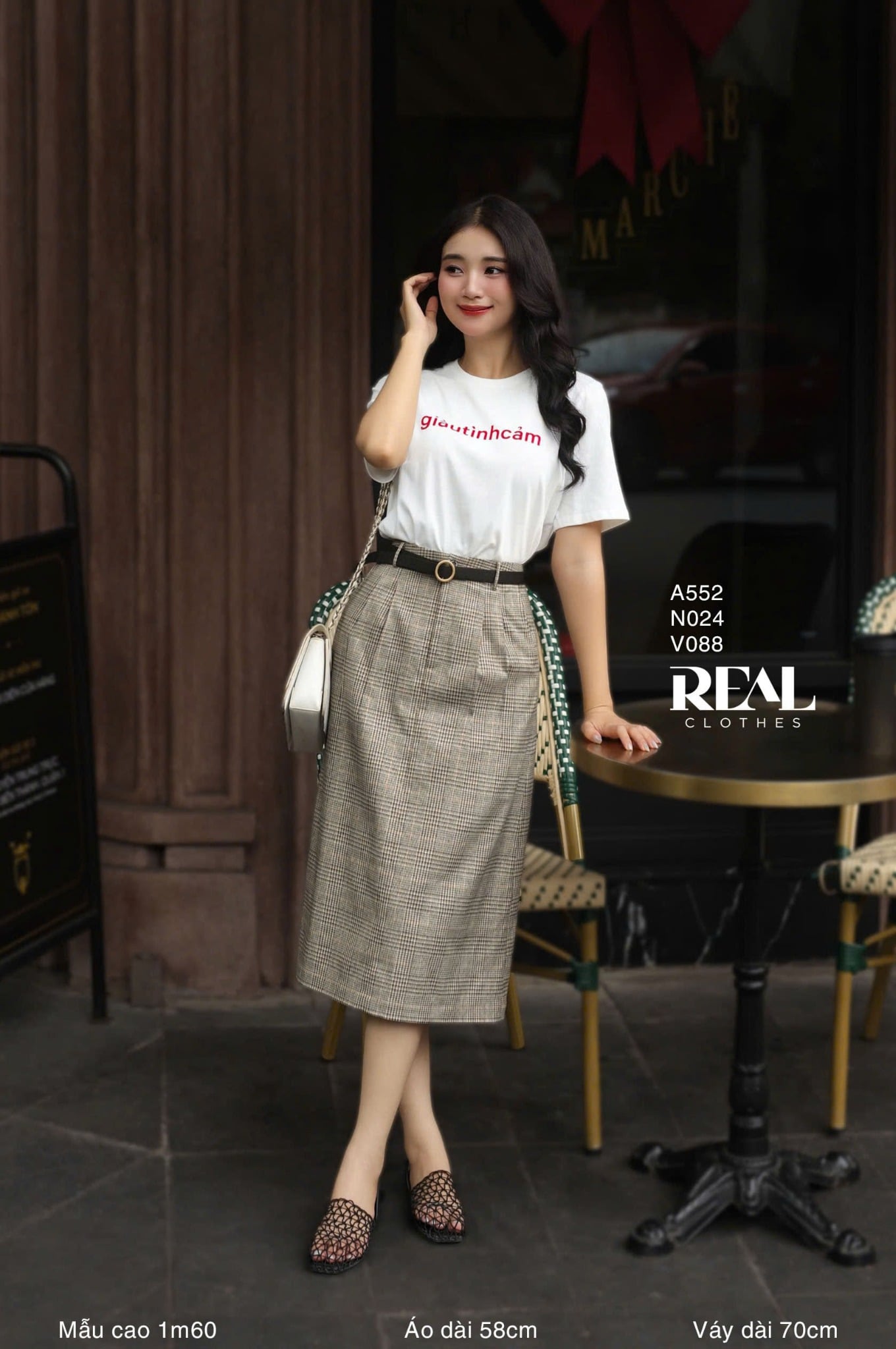 Áo thun cotton GIÀU TÌNH CẢM trắng SALE