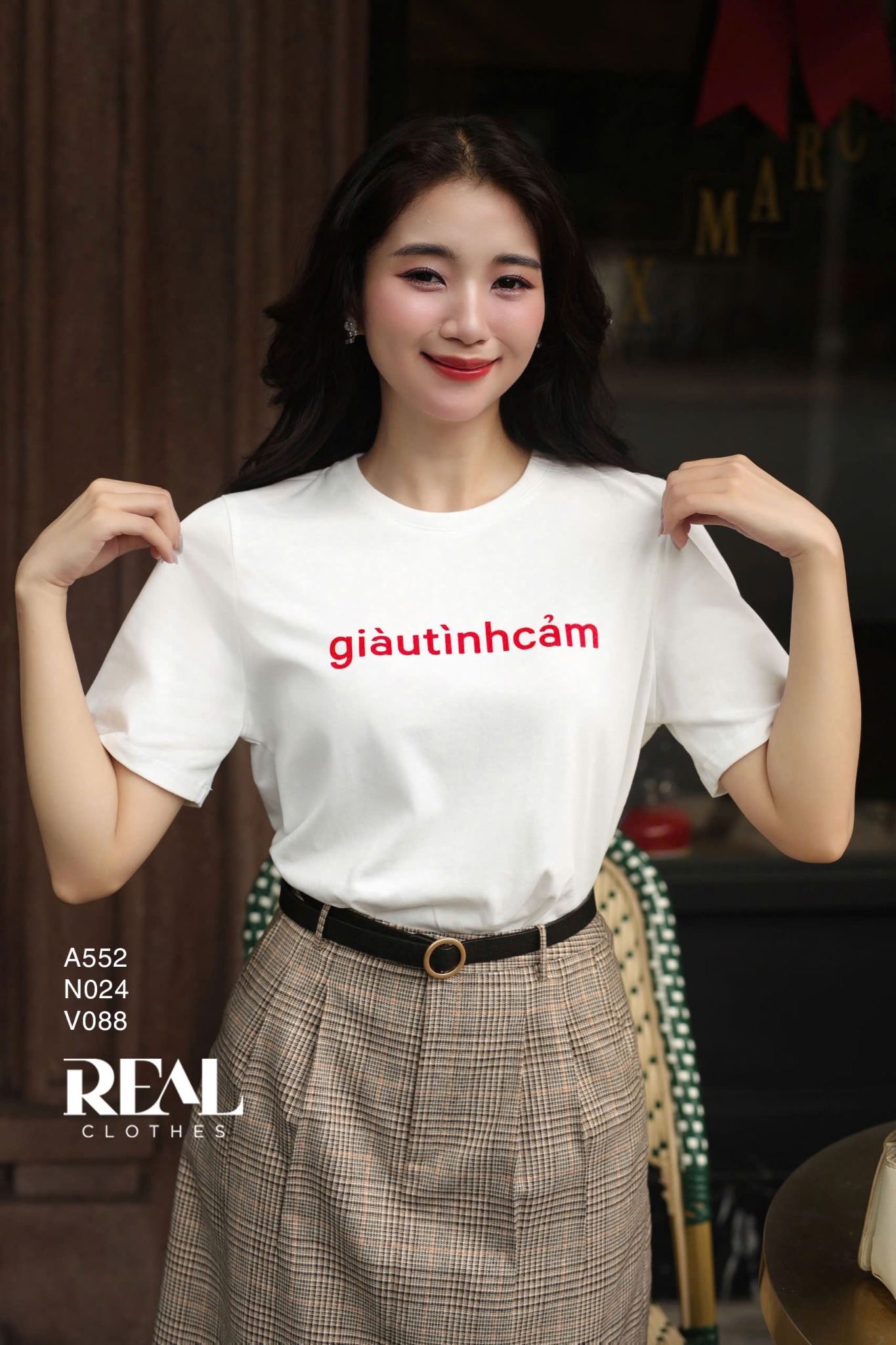 Áo thun cotton GIÀU TÌNH CẢM trắng SALE