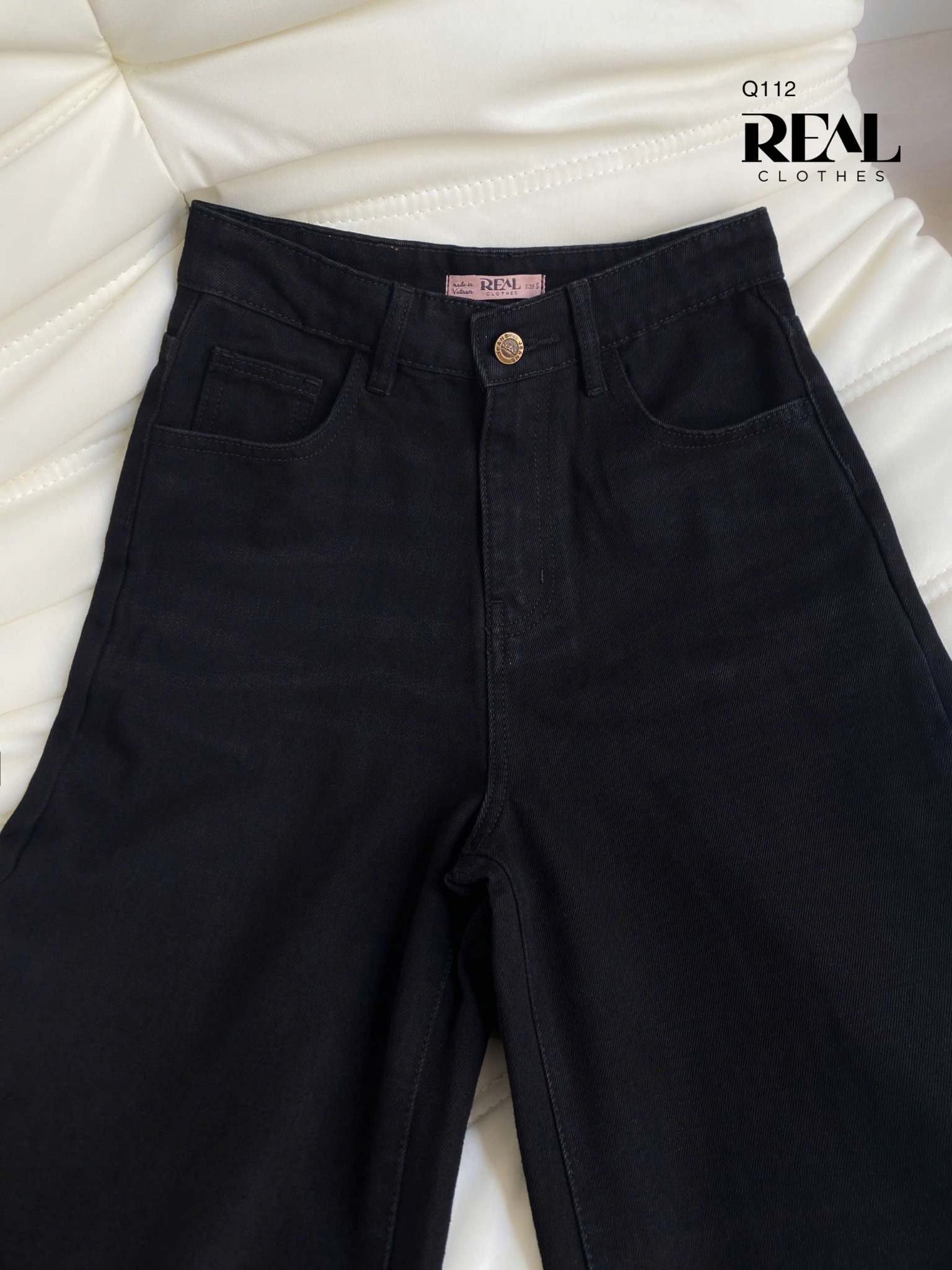 Quần Jeans suông đen