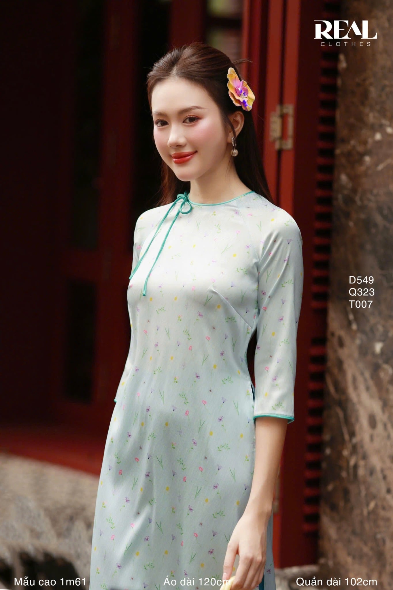 Áo dài cách tân Linh Lan