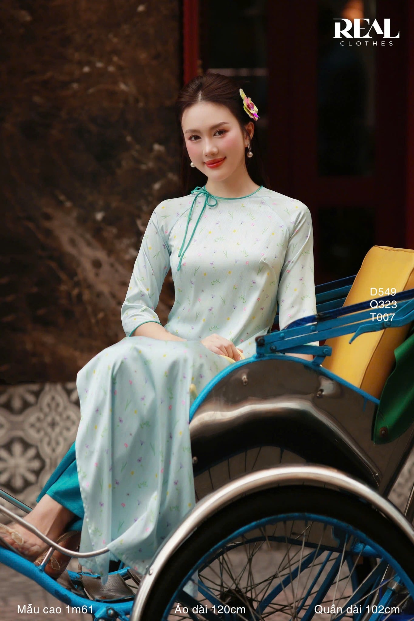 Áo dài cách tân Linh Lan