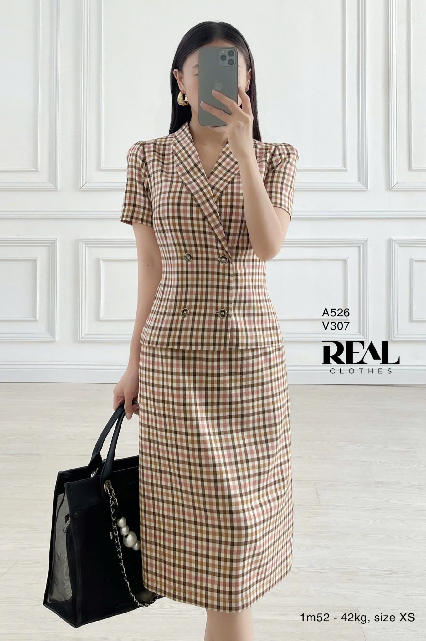 Váy Japan caro hồng SALE