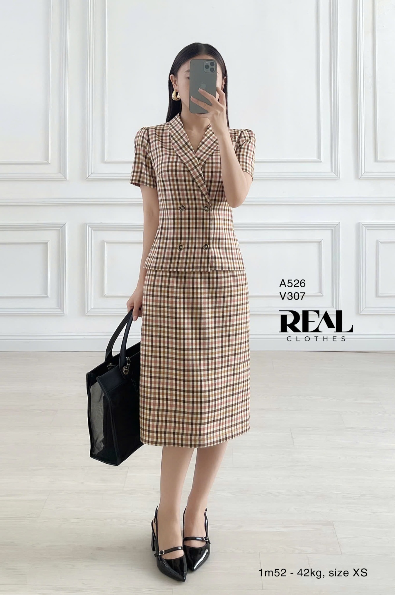 Áo Emma caro hồng SALE - size S