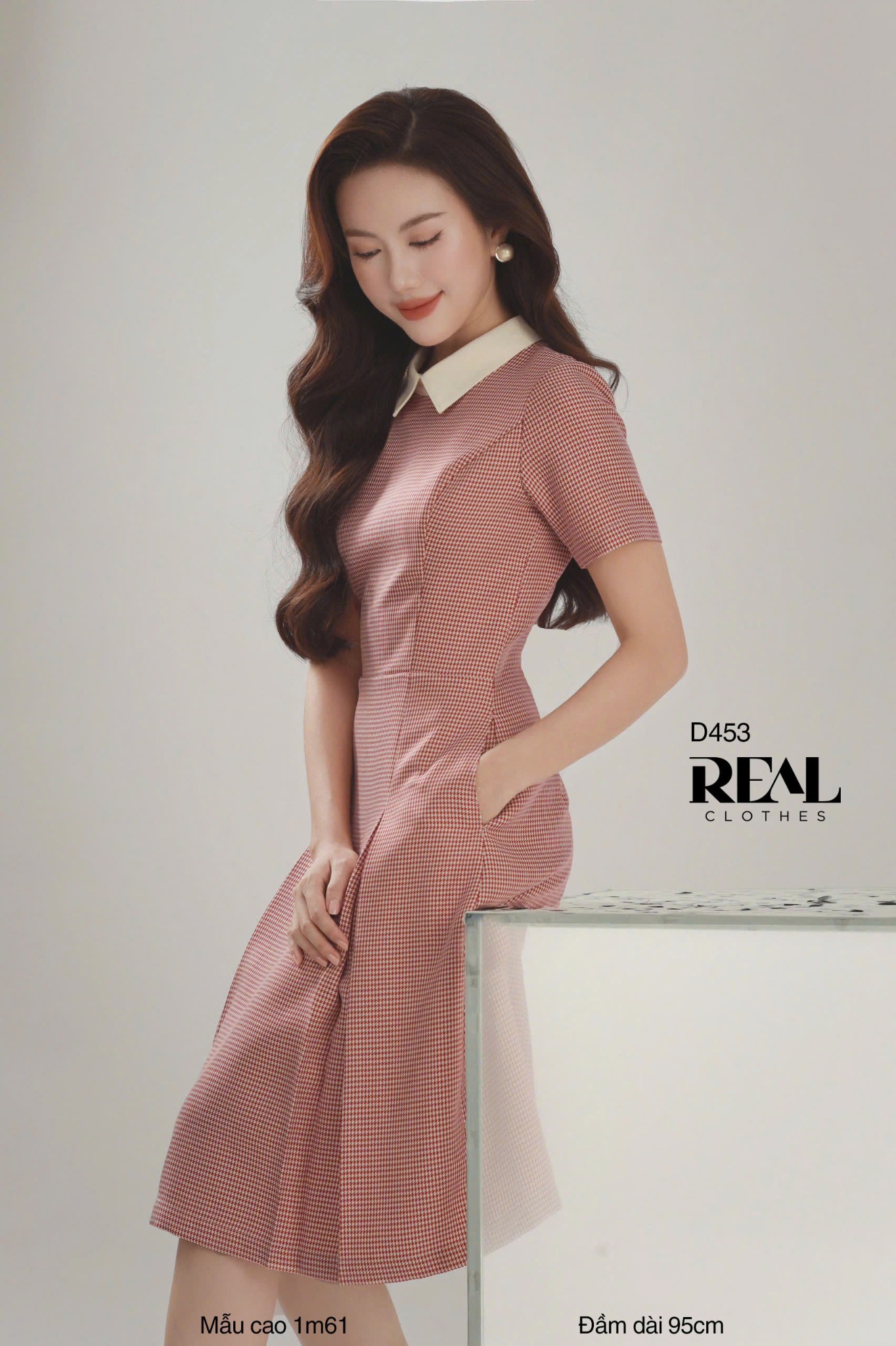 Đầm 2 xếp cổ sơ mi zigzag đỏ - S