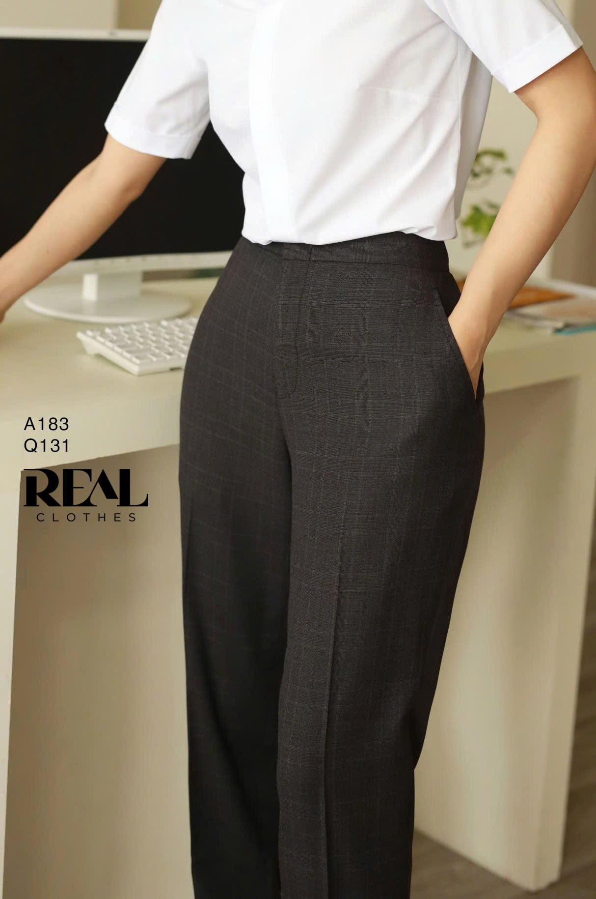 Blazer tay ngắn bàn cờ xám đậm SALE